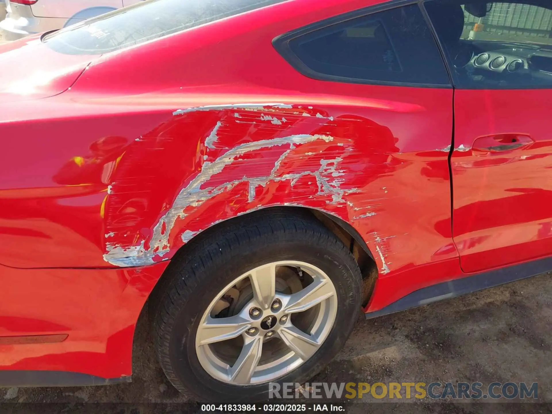 18 Photograph of a damaged car 1FA6P8TH8L5103492 FORD MUSTANG 2020