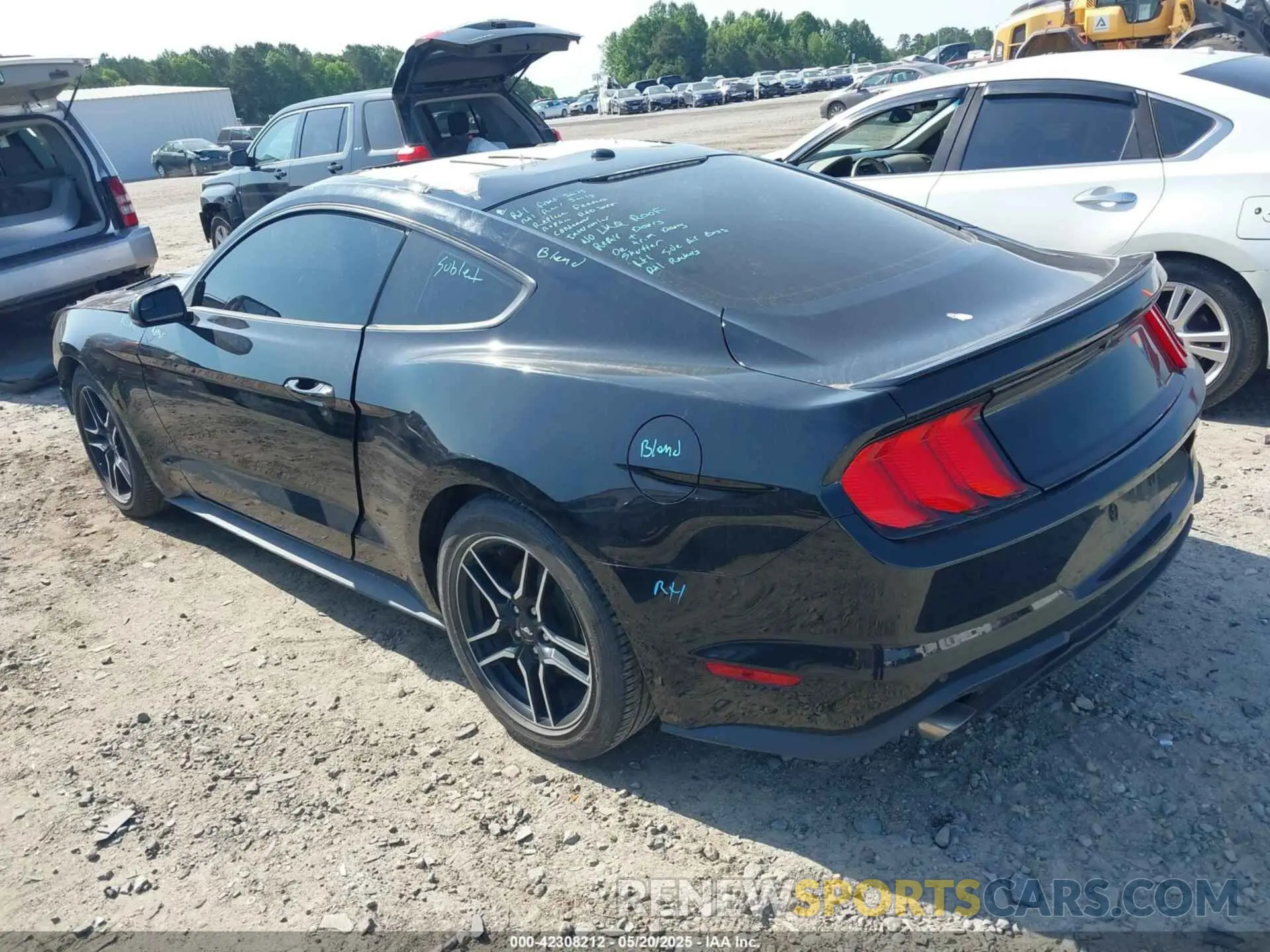 3 Photograph of a damaged car 1FA6P8TH8L5118039 FORD MUSTANG 2020