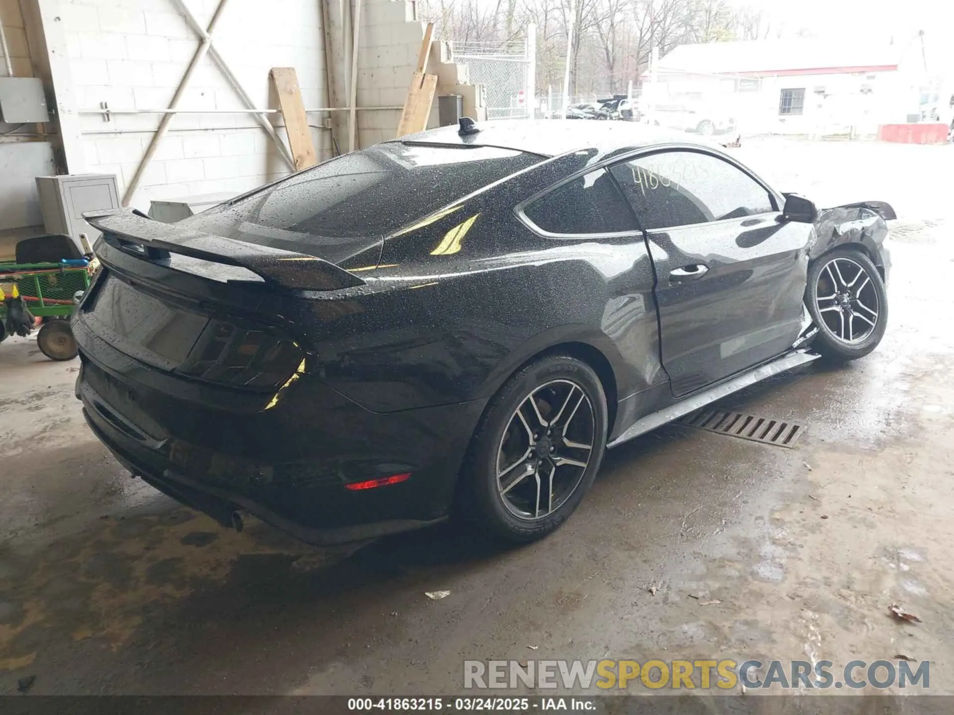 4 Photograph of a damaged car 1FA6P8TH8L5171016 FORD MUSTANG 2020