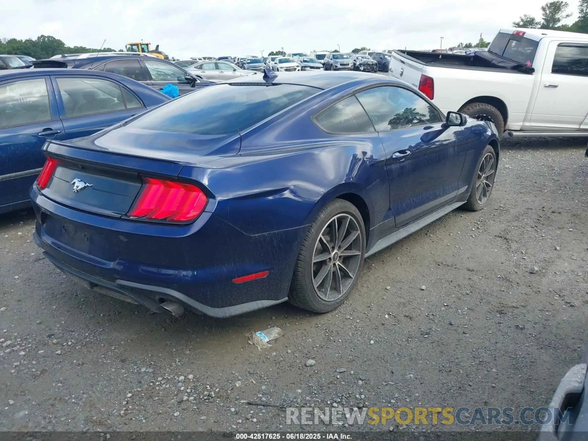 4 Photograph of a damaged car 1FA6P8TH8L5175177 FORD MUSTANG 2020