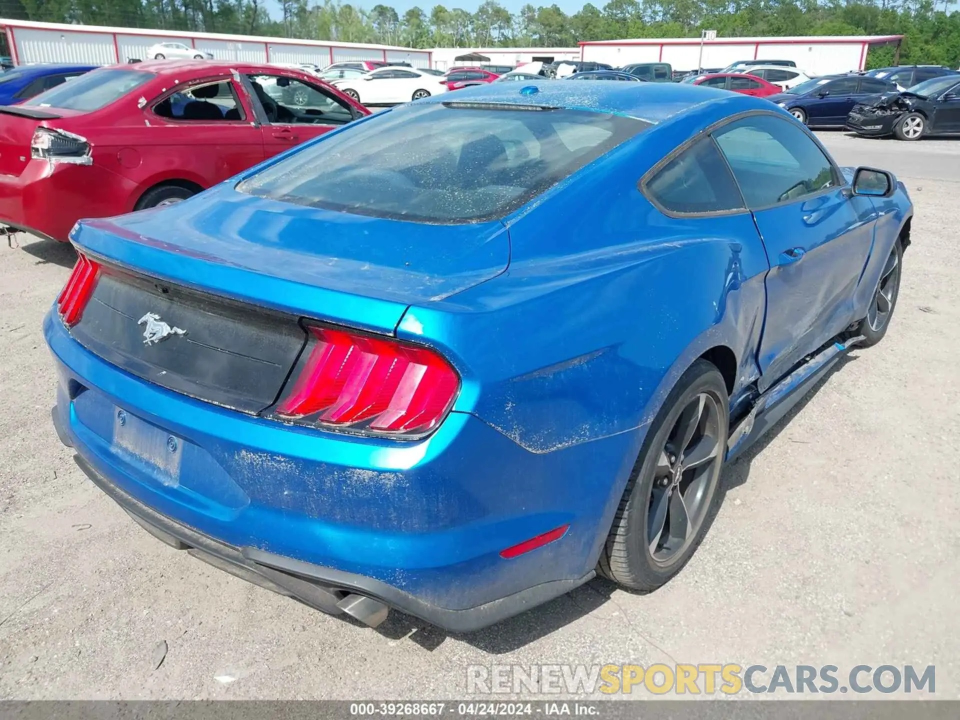4 Photograph of a damaged car 1FA6P8THXL5129382 FORD MUSTANG 2020