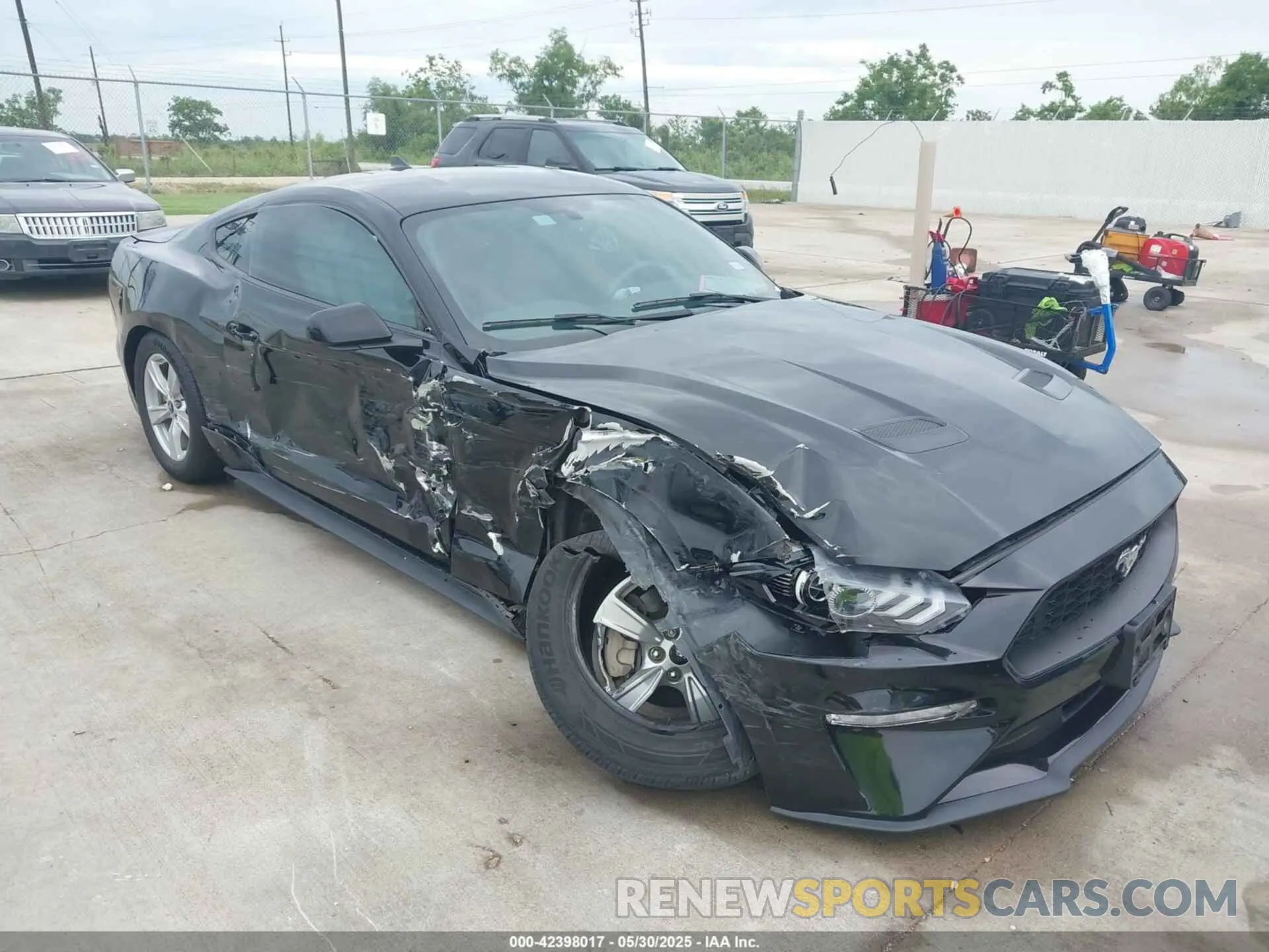 1 Photograph of a damaged car 1FA6P8THXL5158364 FORD MUSTANG 2020