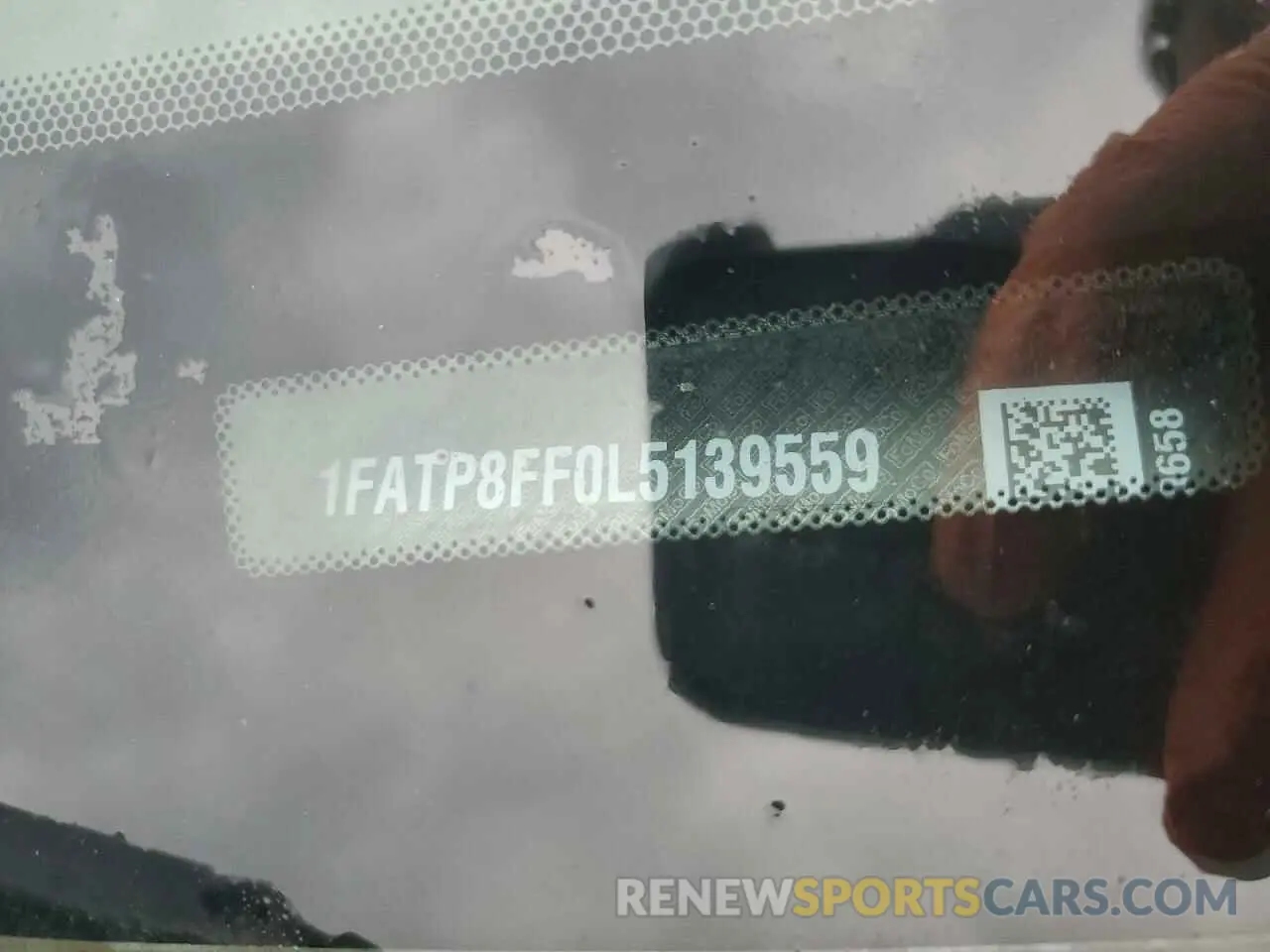 12 Photograph of a damaged car 1FATP8FF0L5139559 FORD MUSTANG 2020