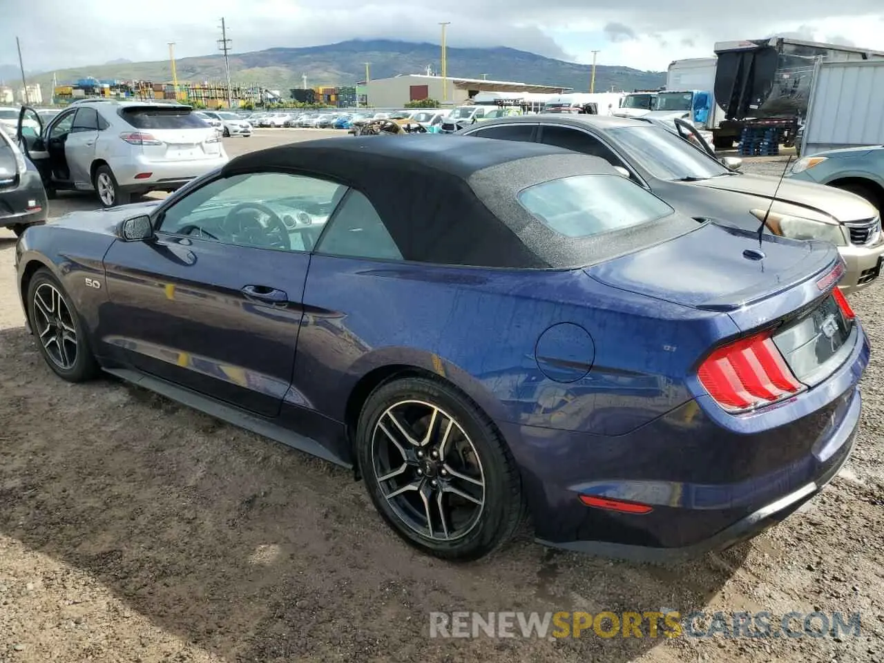 2 Photograph of a damaged car 1FATP8FF1L5111835 FORD MUSTANG 2020