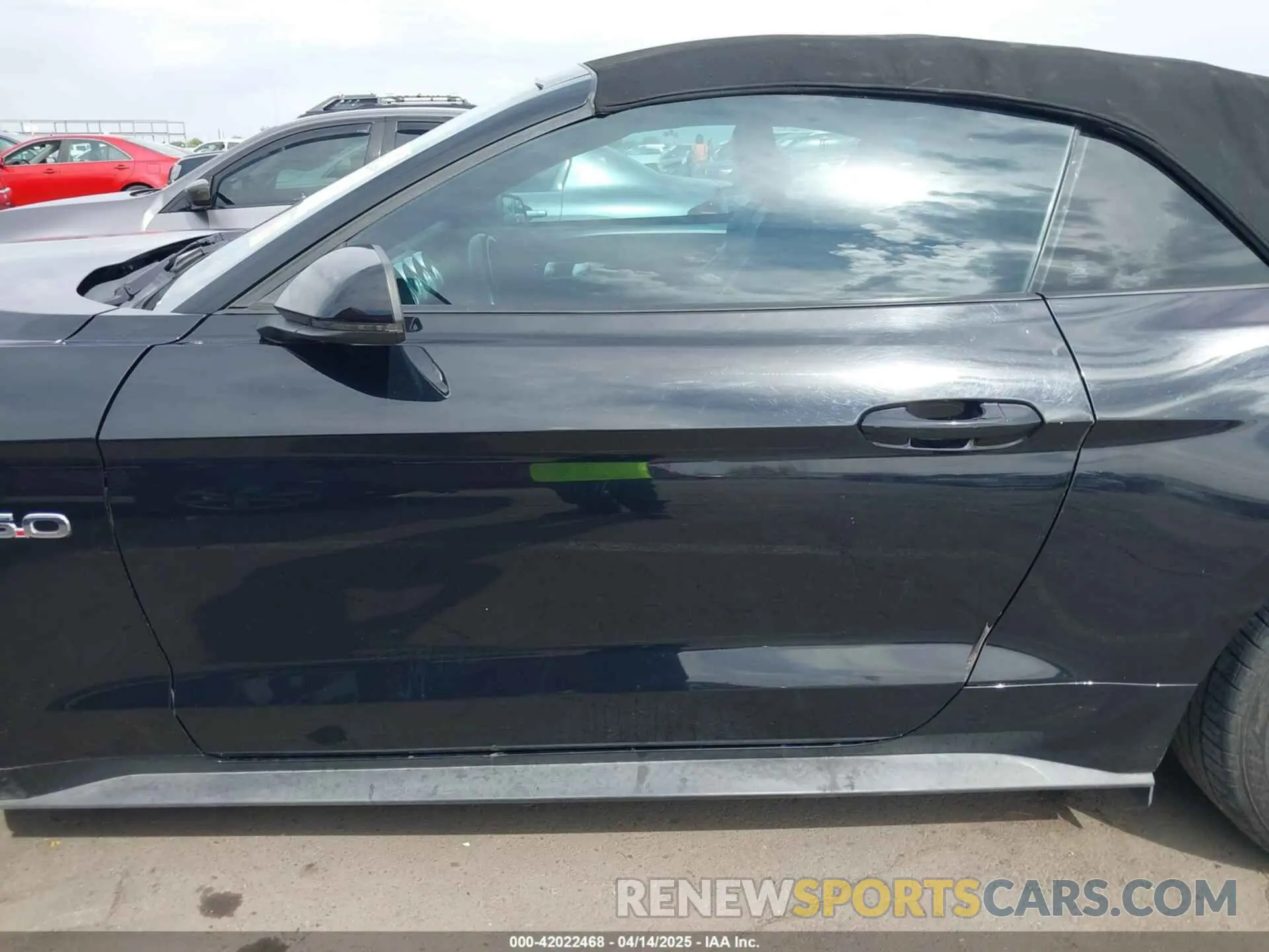 13 Photograph of a damaged car 1FATP8FF5L5119453 FORD MUSTANG 2020