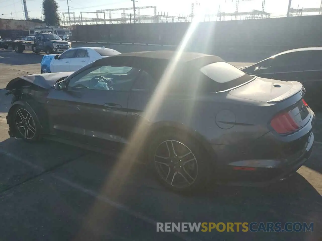 2 Photograph of a damaged car 1FATP8FF8L5112156 FORD MUSTANG 2020