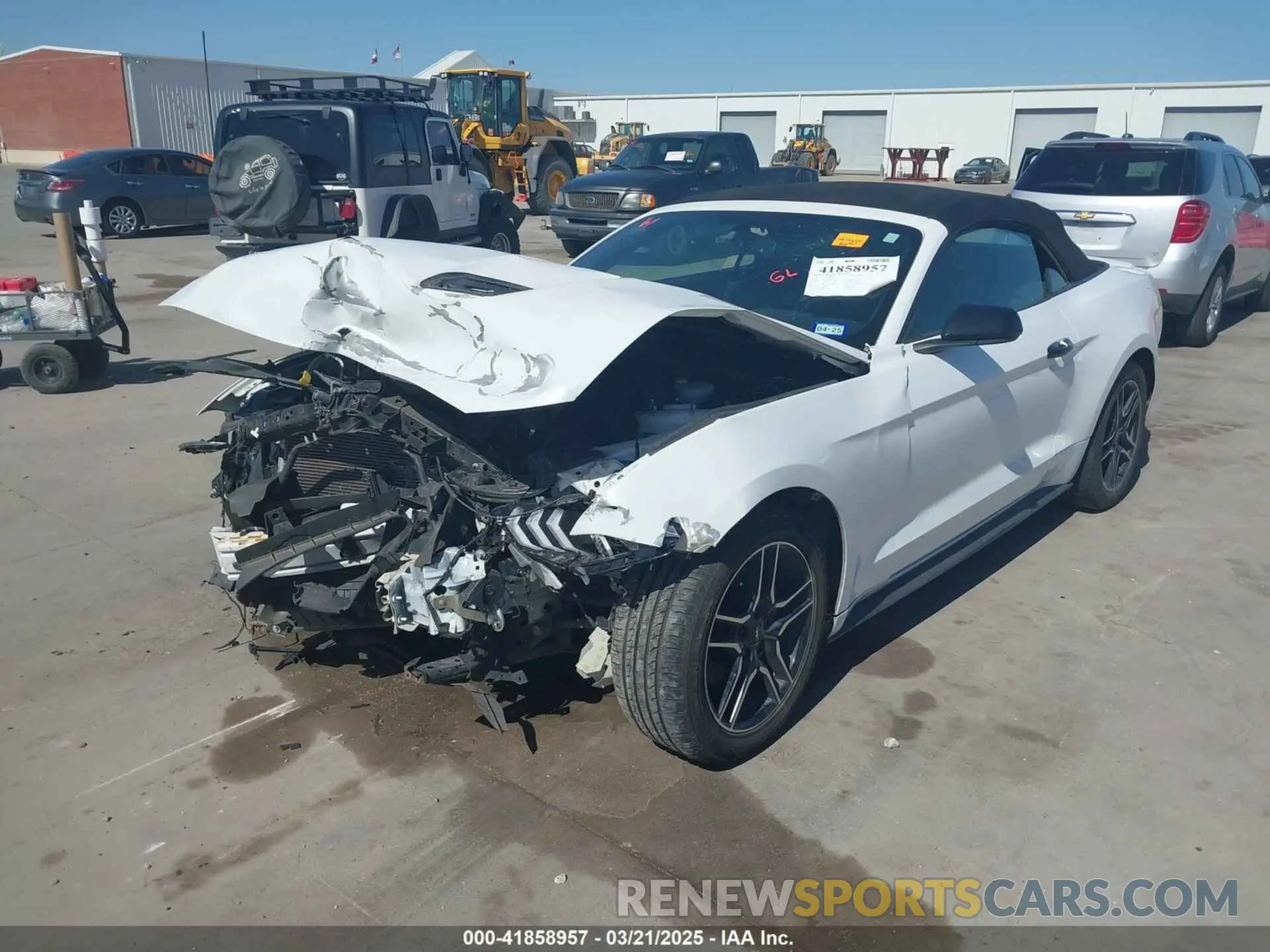 2 Photograph of a damaged car 1FATP8UH0L5119932 FORD MUSTANG 2020