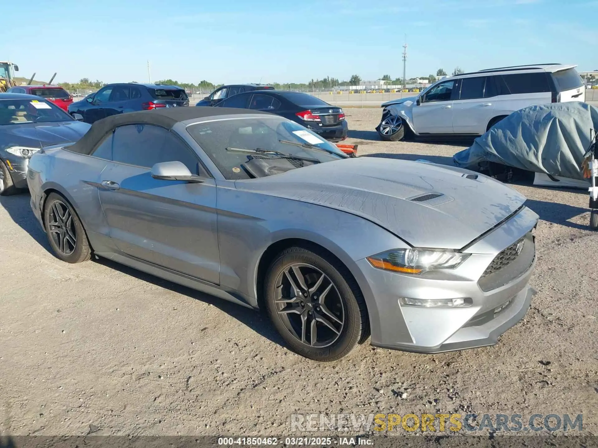 1 Photograph of a damaged car 1FATP8UH2L5112755 FORD MUSTANG 2020