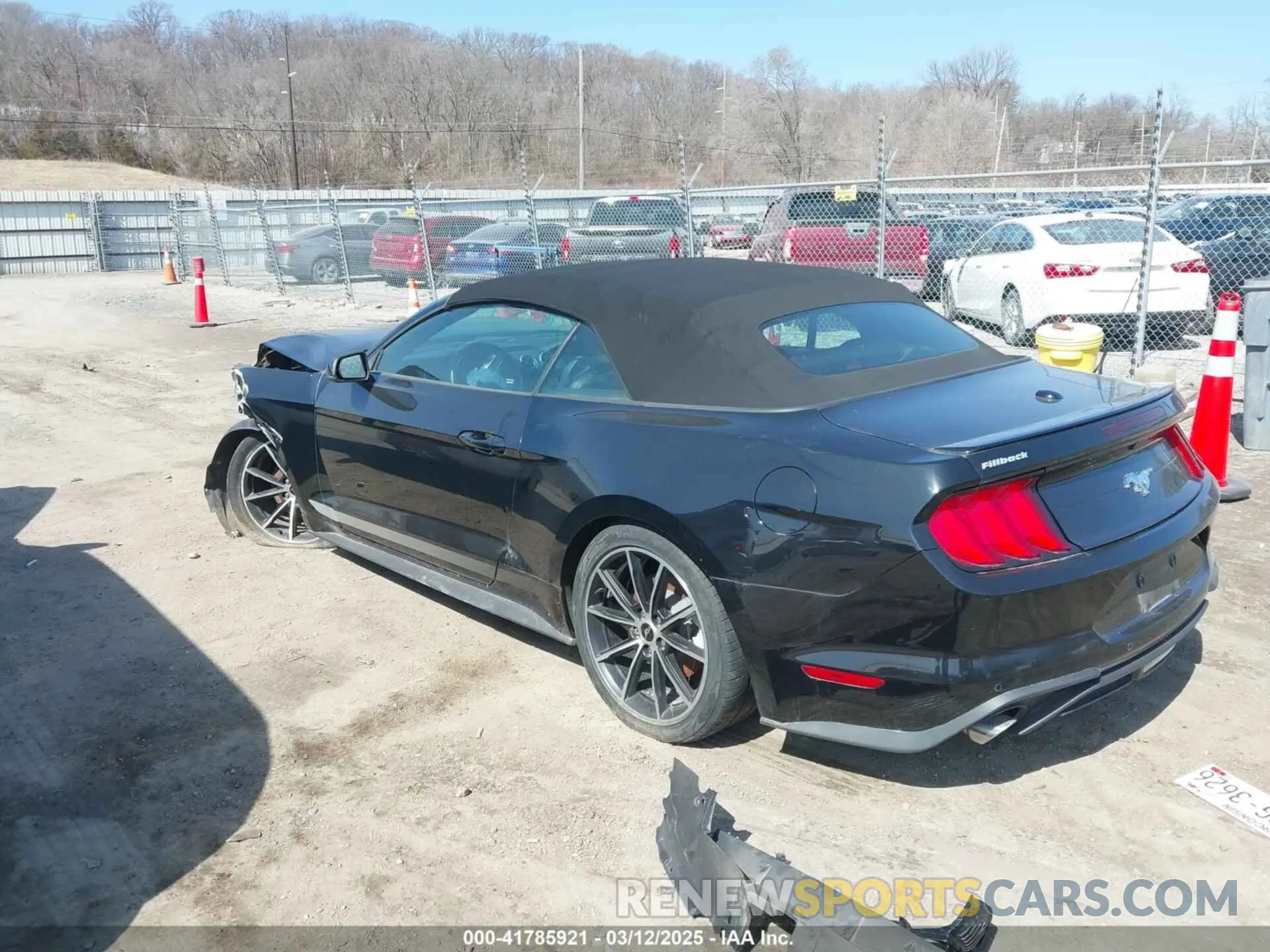 3 Photograph of a damaged car 1FATP8UH2L5134691 FORD MUSTANG 2020