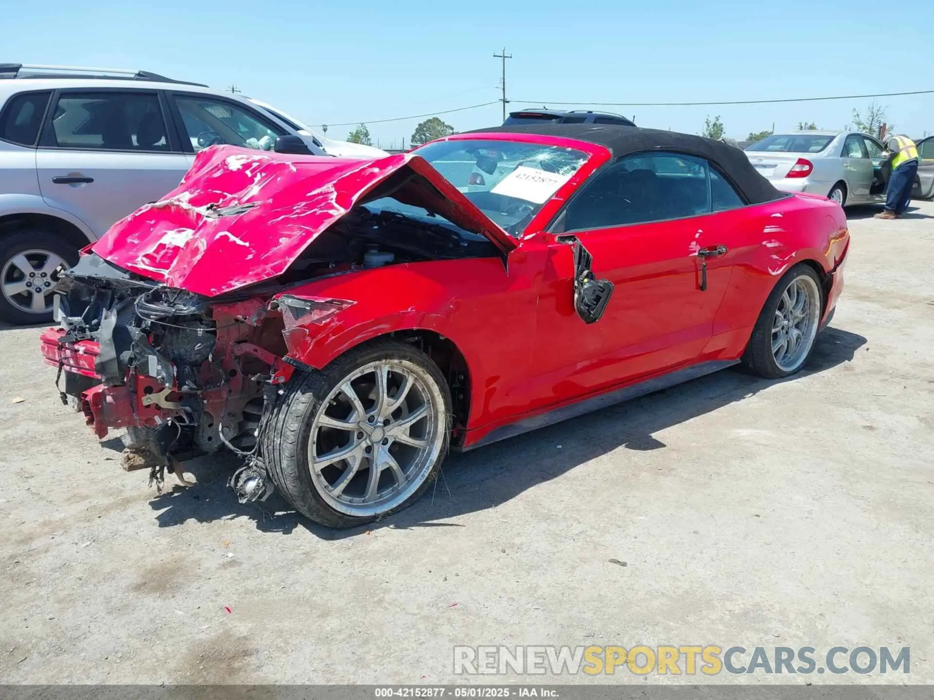 2 Photograph of a damaged car 1FATP8UH5L5119912 FORD MUSTANG 2020