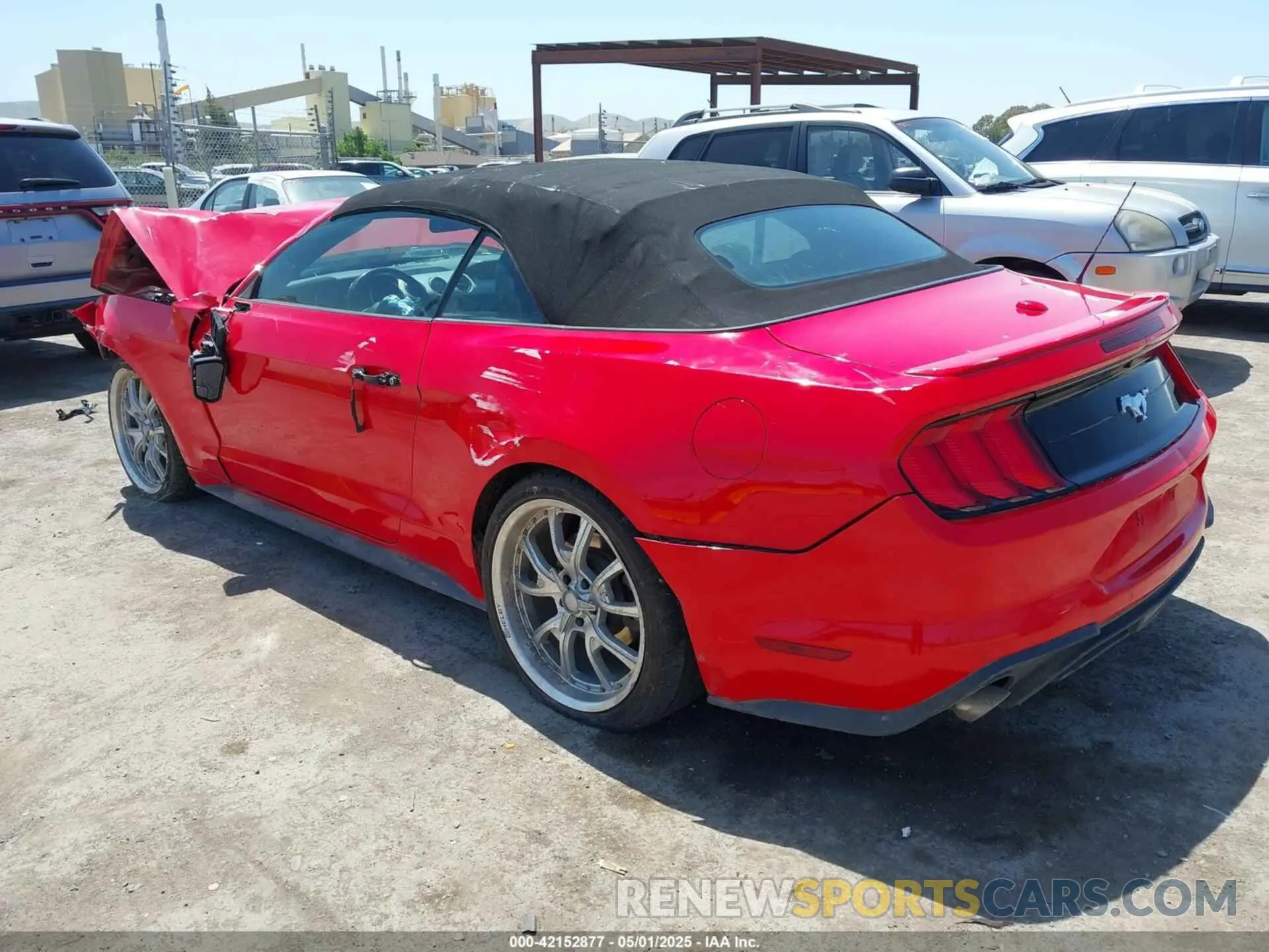 3 Photograph of a damaged car 1FATP8UH5L5119912 FORD MUSTANG 2020