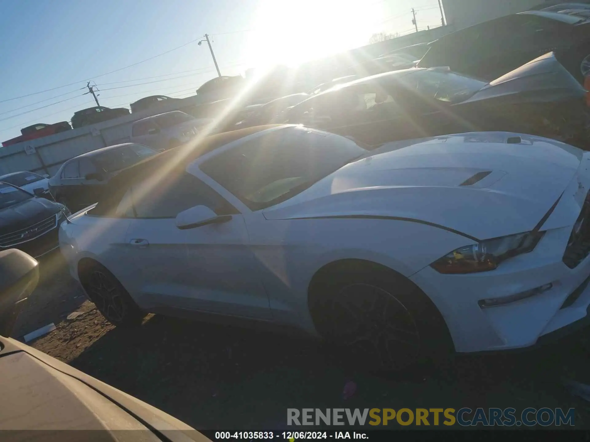 13 Photograph of a damaged car 1FATP8UH5L5137780 FORD MUSTANG 2020