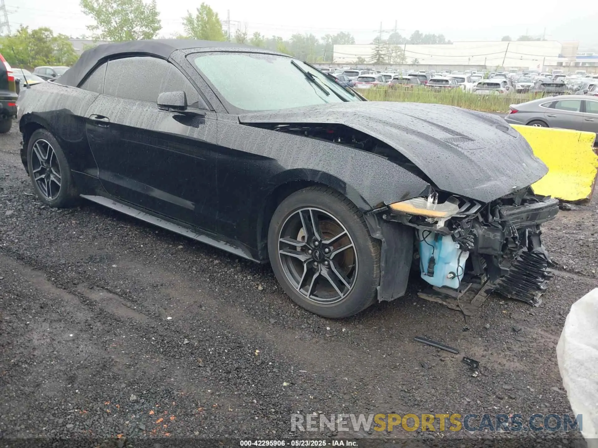 1 Photograph of a damaged car 1FATP8UH7L5131625 FORD MUSTANG 2020