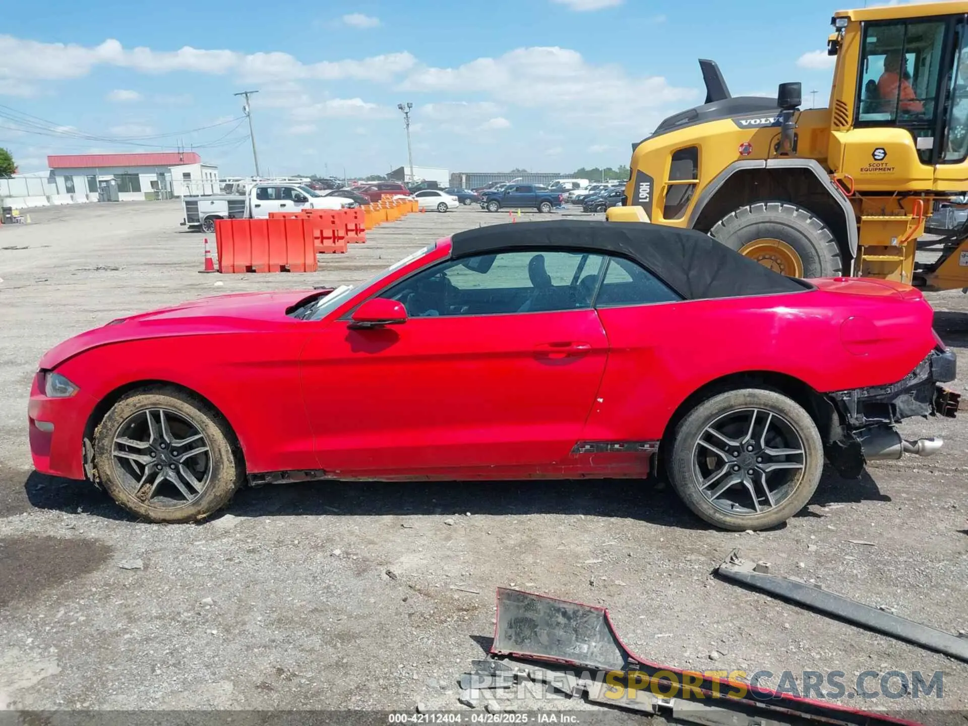 15 Photograph of a damaged car 1FATP8UH9L5131660 FORD MUSTANG 2020