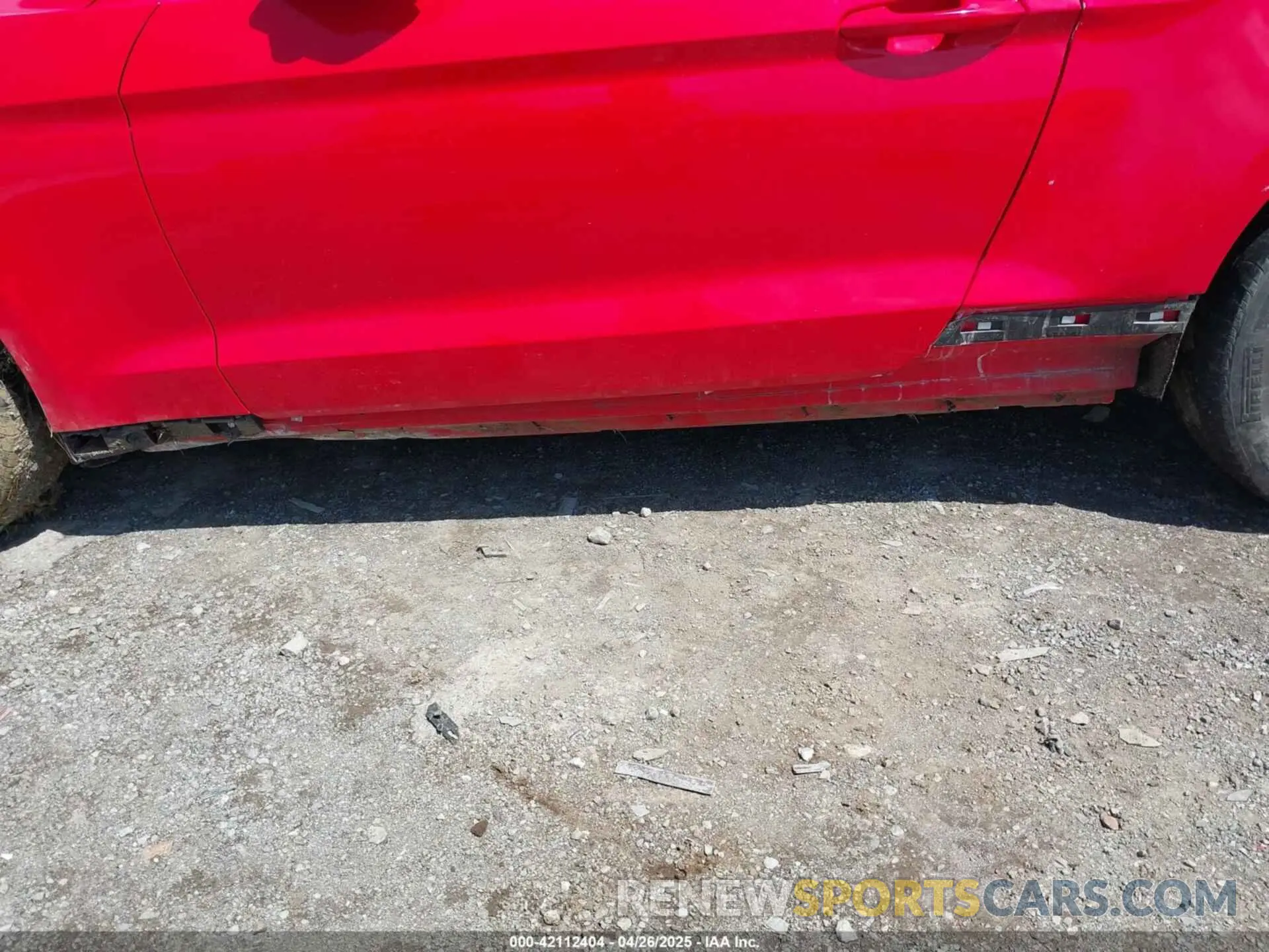 21 Photograph of a damaged car 1FATP8UH9L5131660 FORD MUSTANG 2020