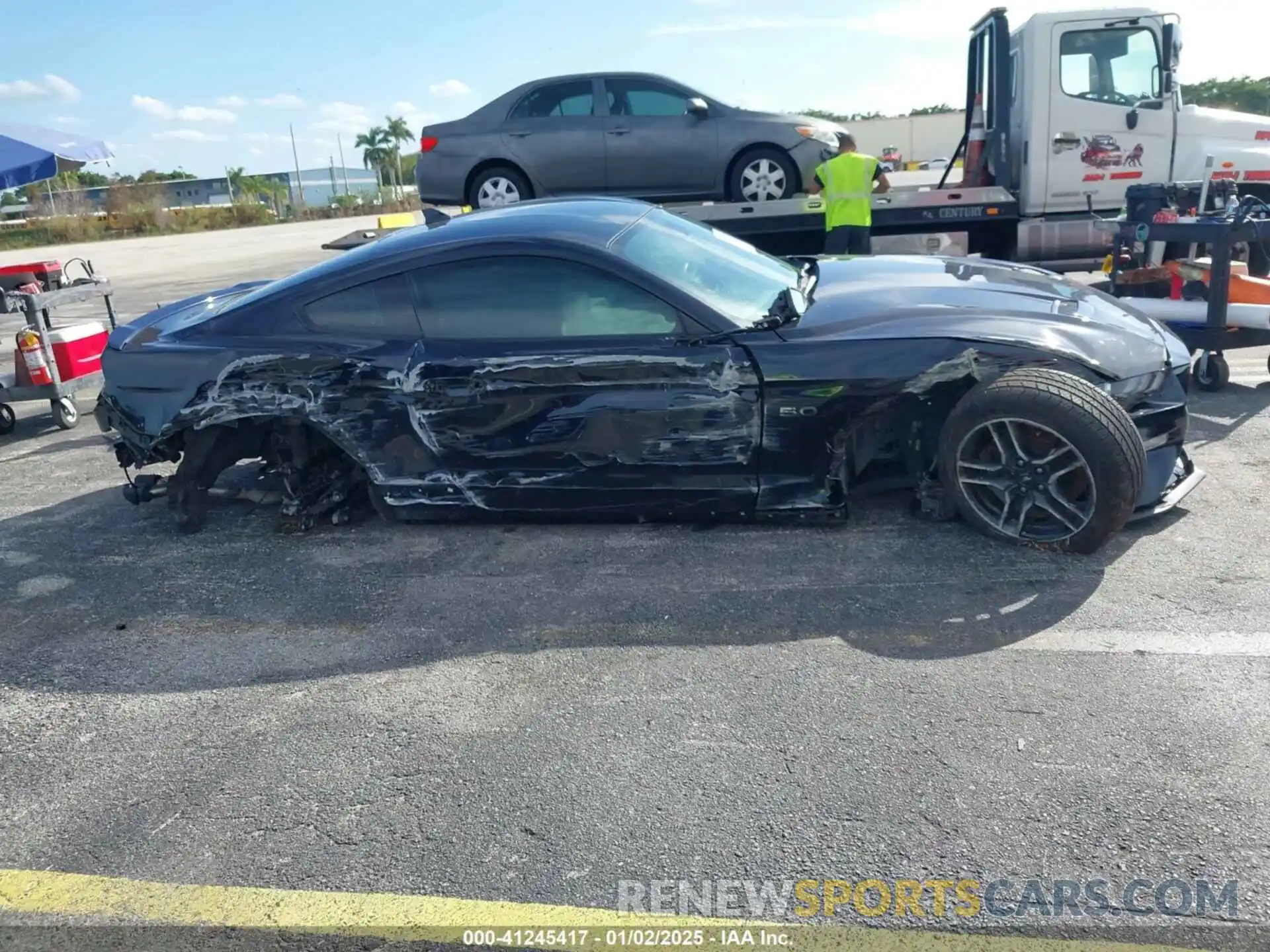 14 Photograph of a damaged car 1FA6P8CF1M5138567 FORD MUSTANG 2021