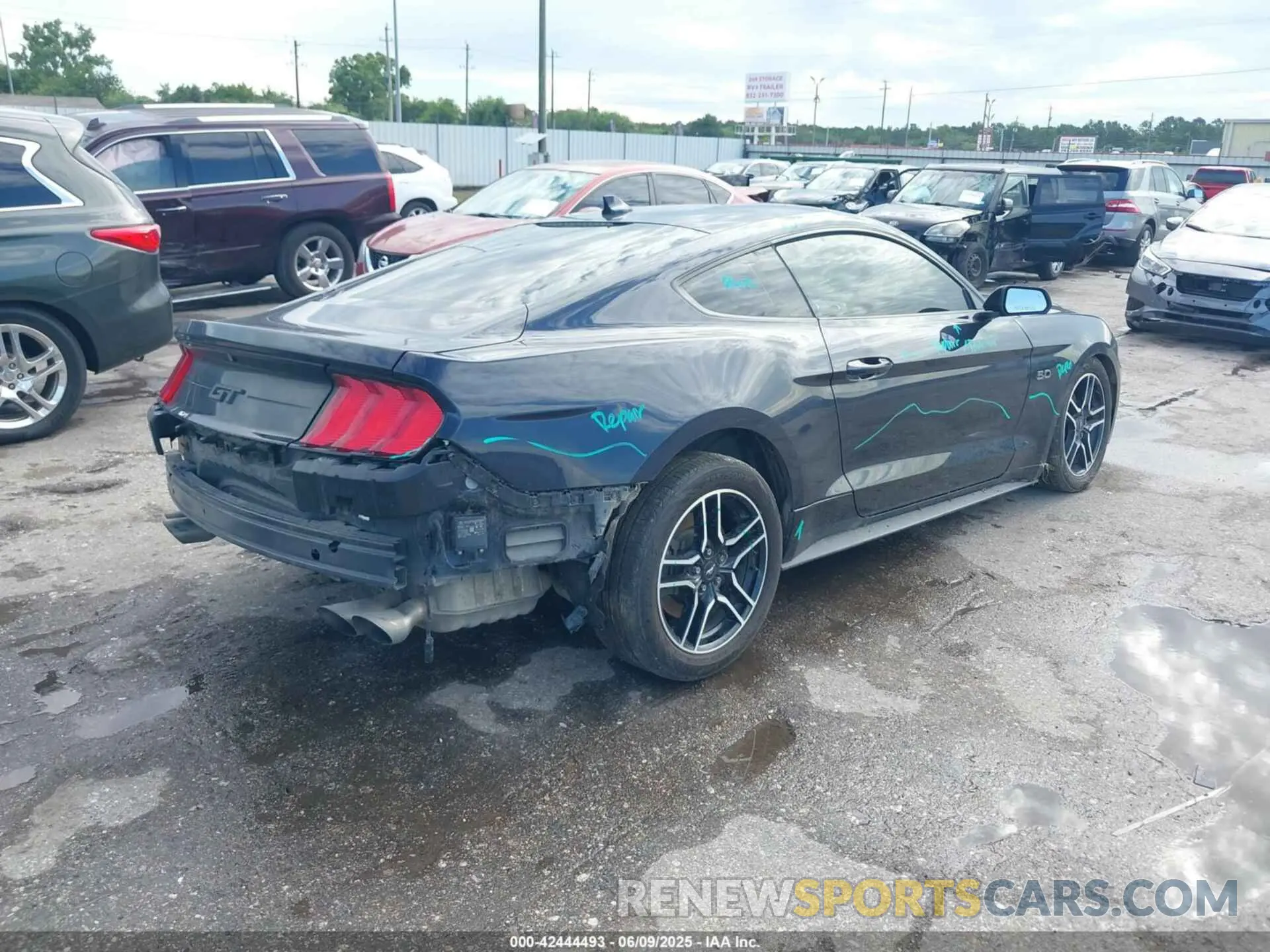 4 Photograph of a damaged car 1FA6P8CF1M5148371 FORD MUSTANG 2021
