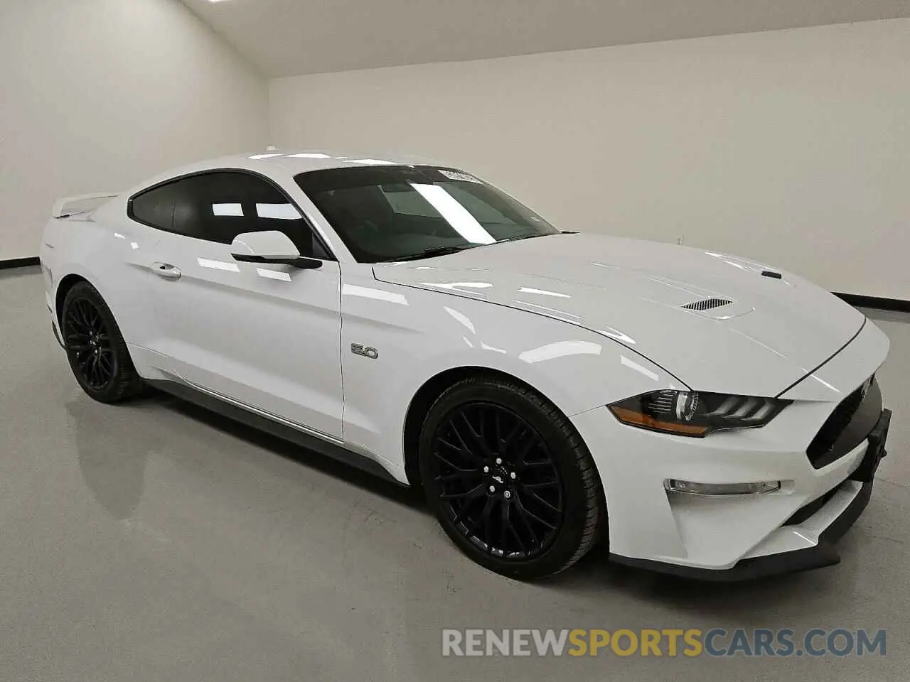 4 Photograph of a damaged car 1FA6P8CF2M5122054 FORD MUSTANG 2021