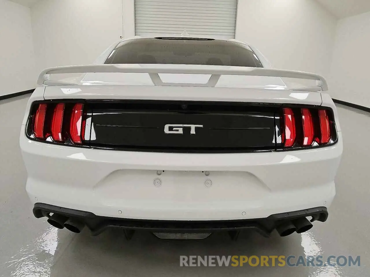 6 Photograph of a damaged car 1FA6P8CF2M5122054 FORD MUSTANG 2021