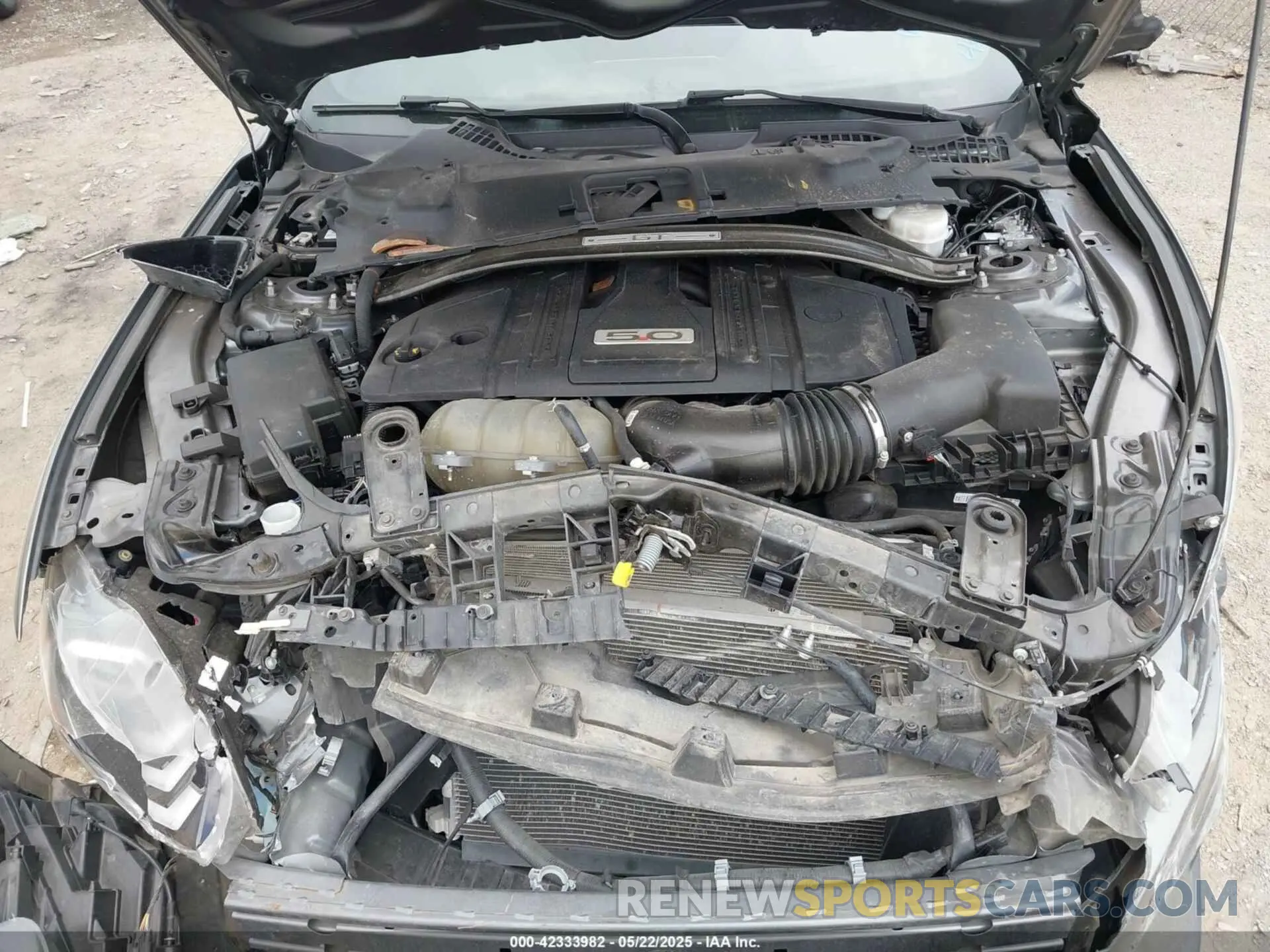 10 Photograph of a damaged car 1FA6P8CF3M5112777 FORD MUSTANG 2021