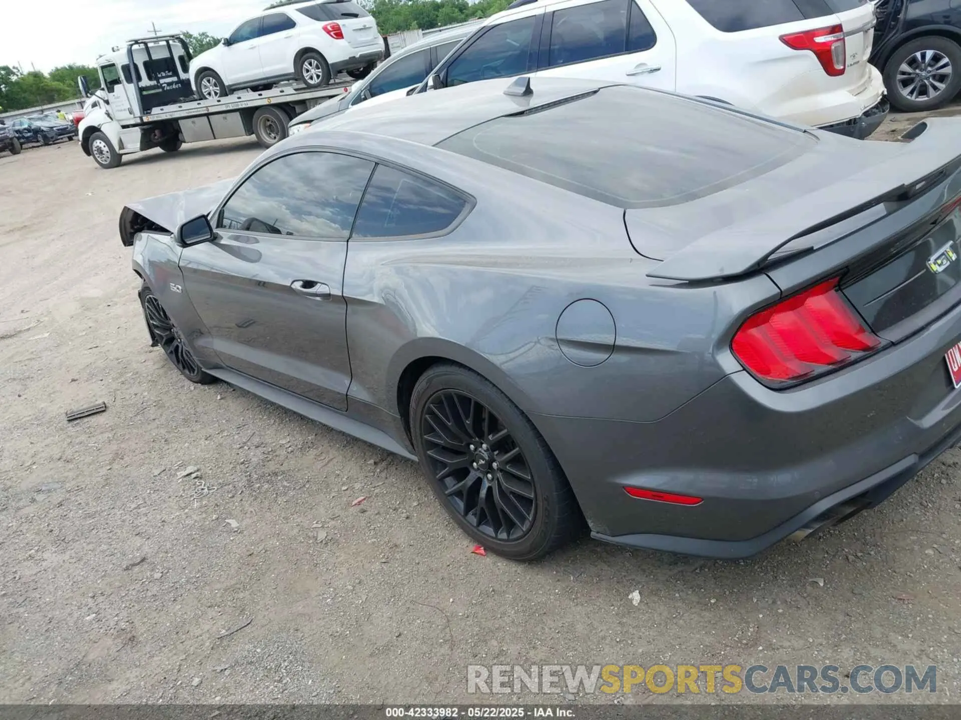 3 Photograph of a damaged car 1FA6P8CF3M5112777 FORD MUSTANG 2021