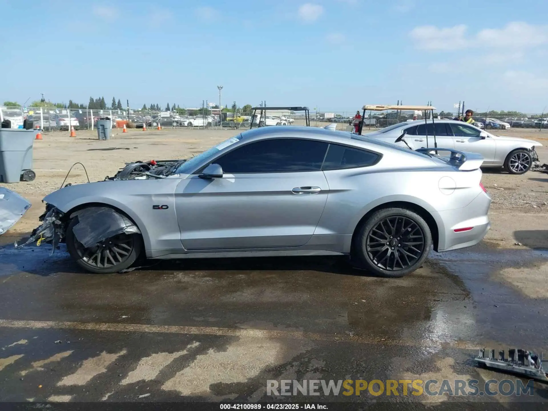 15 Photograph of a damaged car 1FA6P8CF3M5117977 FORD MUSTANG 2021