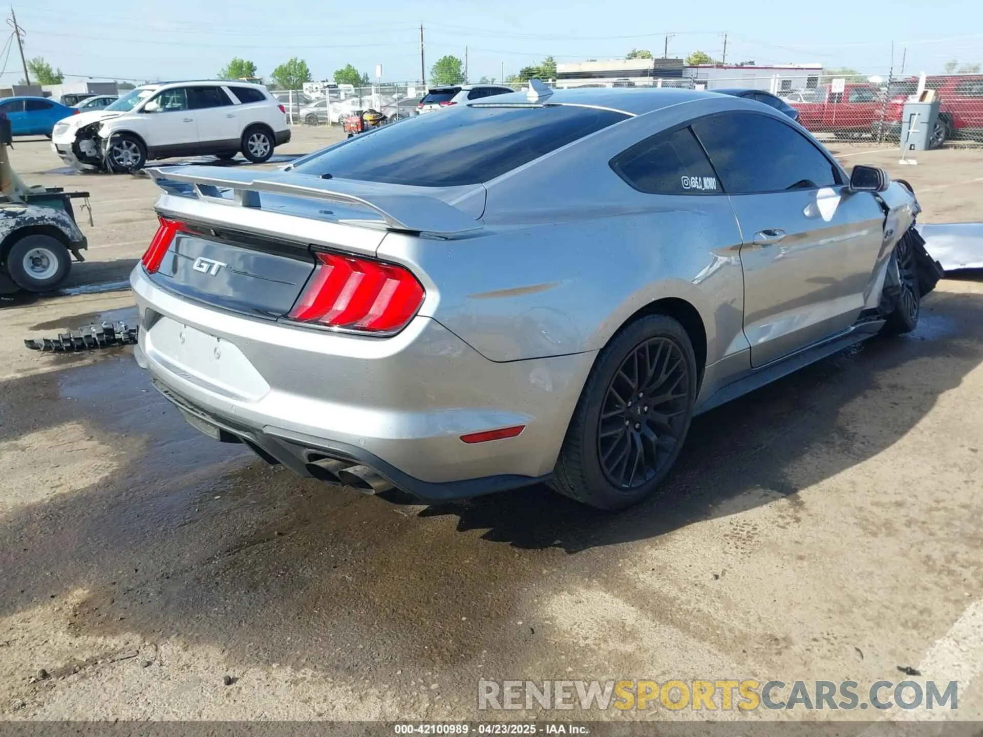 4 Photograph of a damaged car 1FA6P8CF3M5117977 FORD MUSTANG 2021