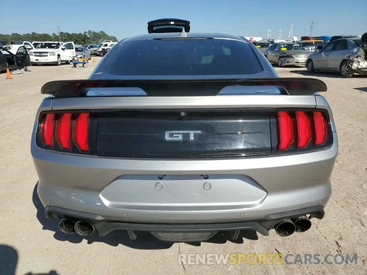 6 Photograph of a damaged car 1FA6P8CF4M5139051 FORD MUSTANG 2021