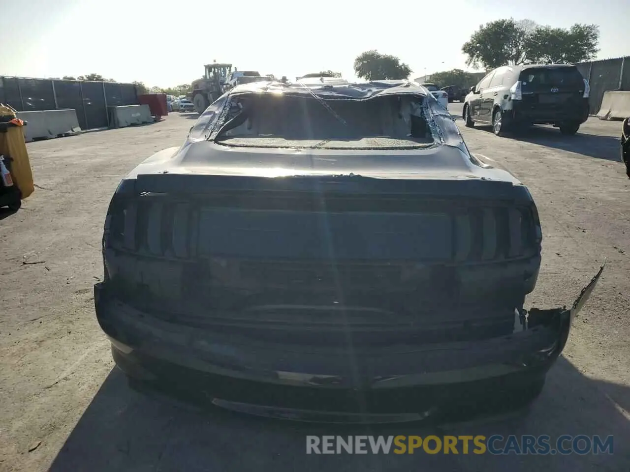 6 Photograph of a damaged car 1FA6P8CF4M5140085 FORD MUSTANG 2021