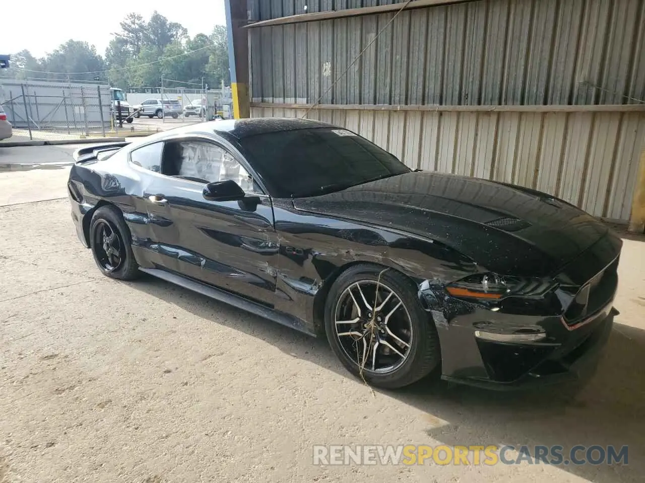 4 Photograph of a damaged car 1FA6P8CF4M5141110 FORD MUSTANG 2021