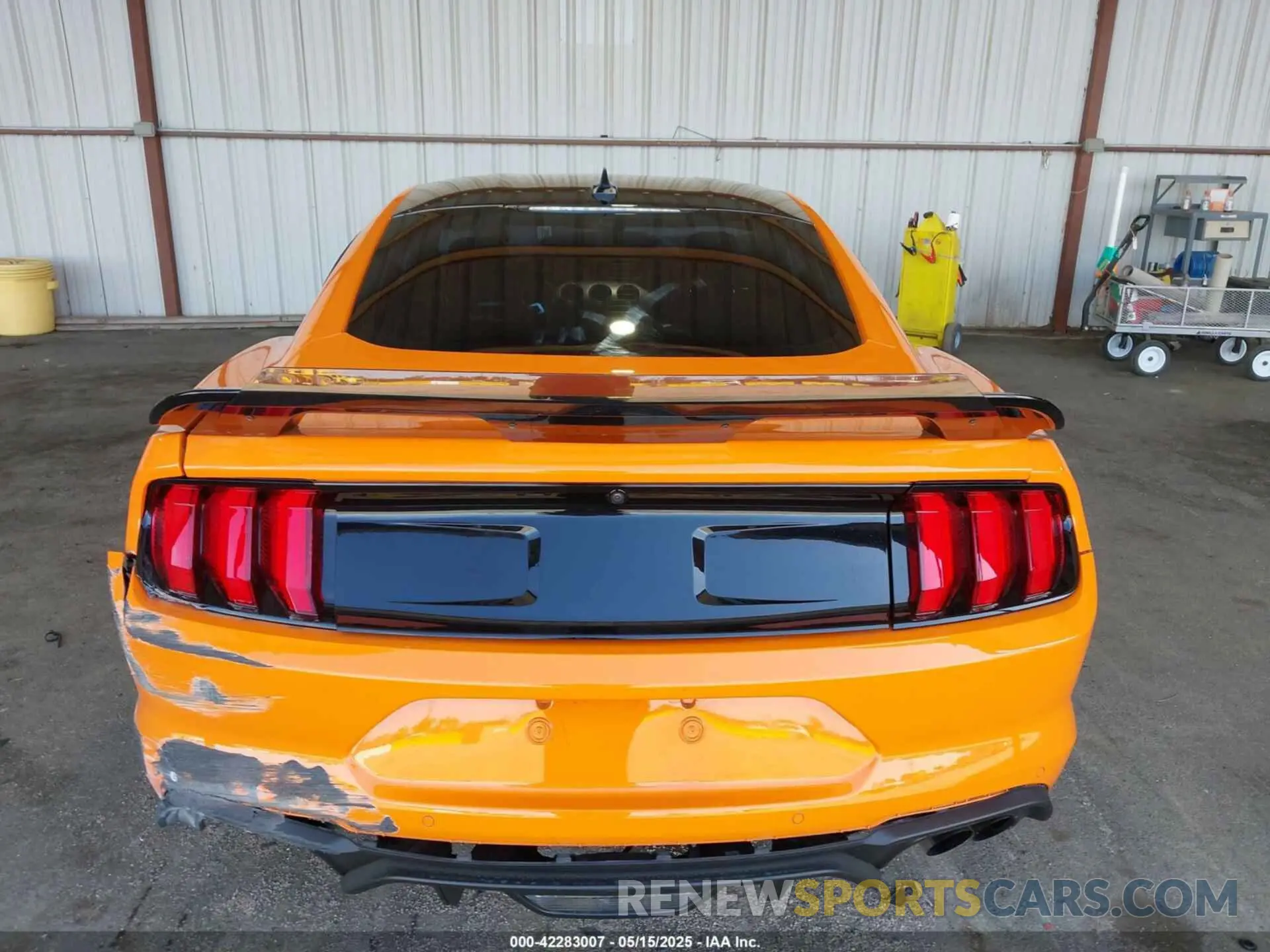 17 Photograph of a damaged car 1FA6P8CF4M5157730 FORD MUSTANG 2021