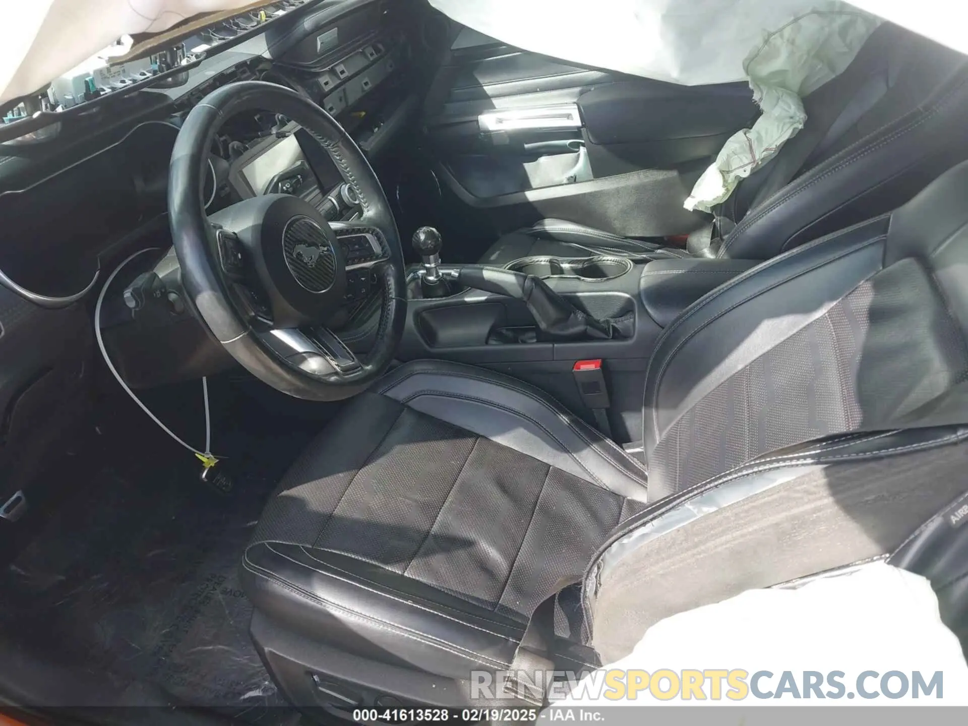 5 Photograph of a damaged car 1FA6P8CF5M5114482 FORD MUSTANG 2021
