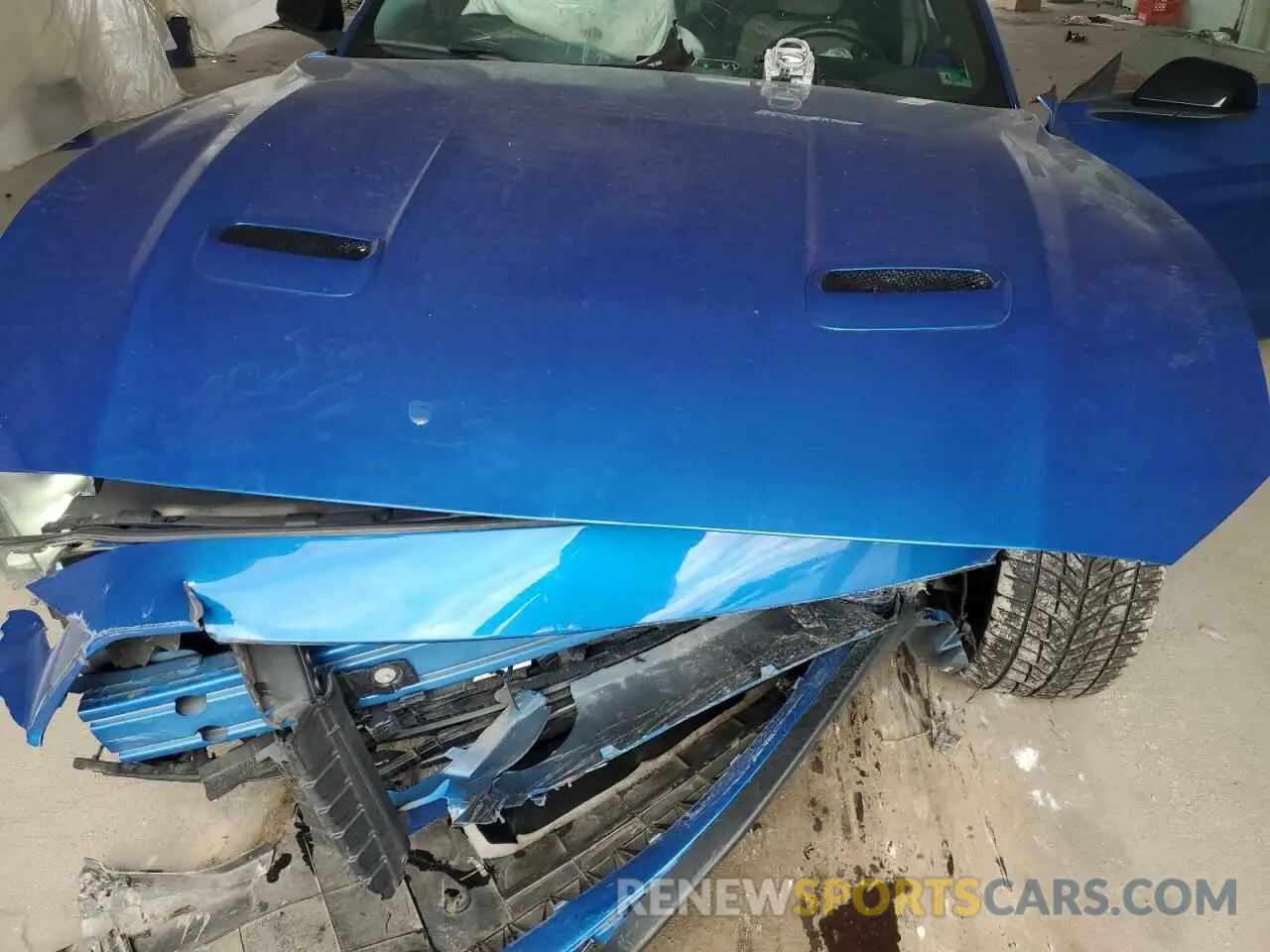 11 Photograph of a damaged car 1FA6P8CF5M5145196 FORD MUSTANG 2021