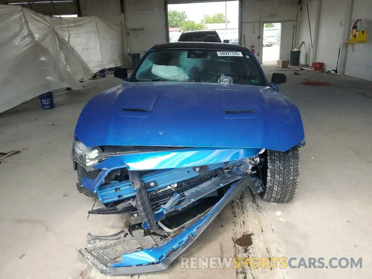 5 Photograph of a damaged car 1FA6P8CF5M5145196 FORD MUSTANG 2021