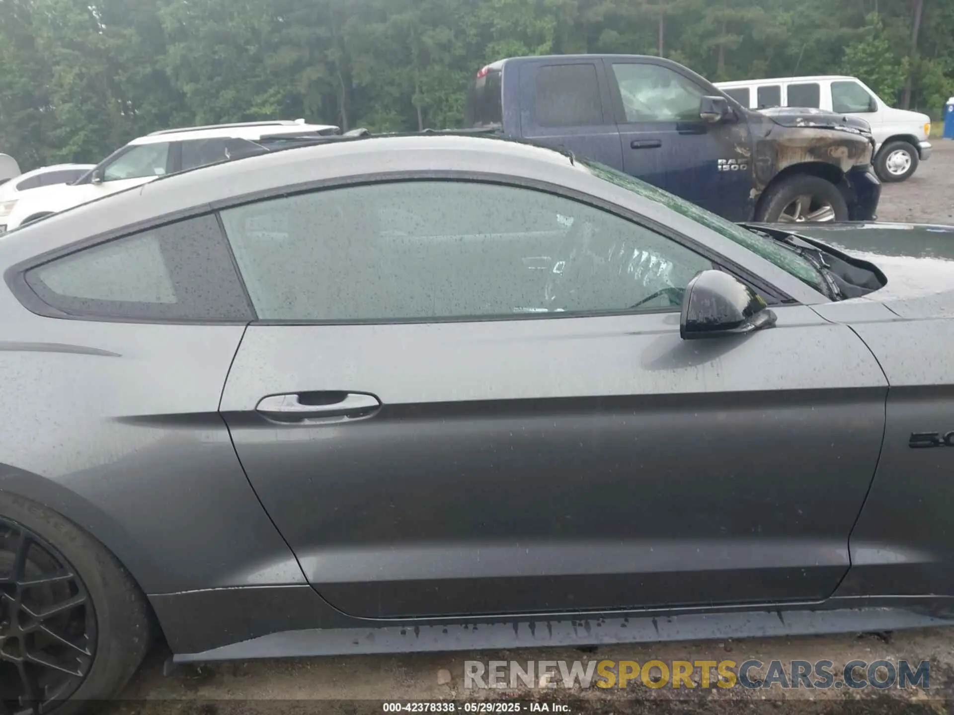 13 Photograph of a damaged car 1FA6P8CF9M5149347 FORD MUSTANG 2021