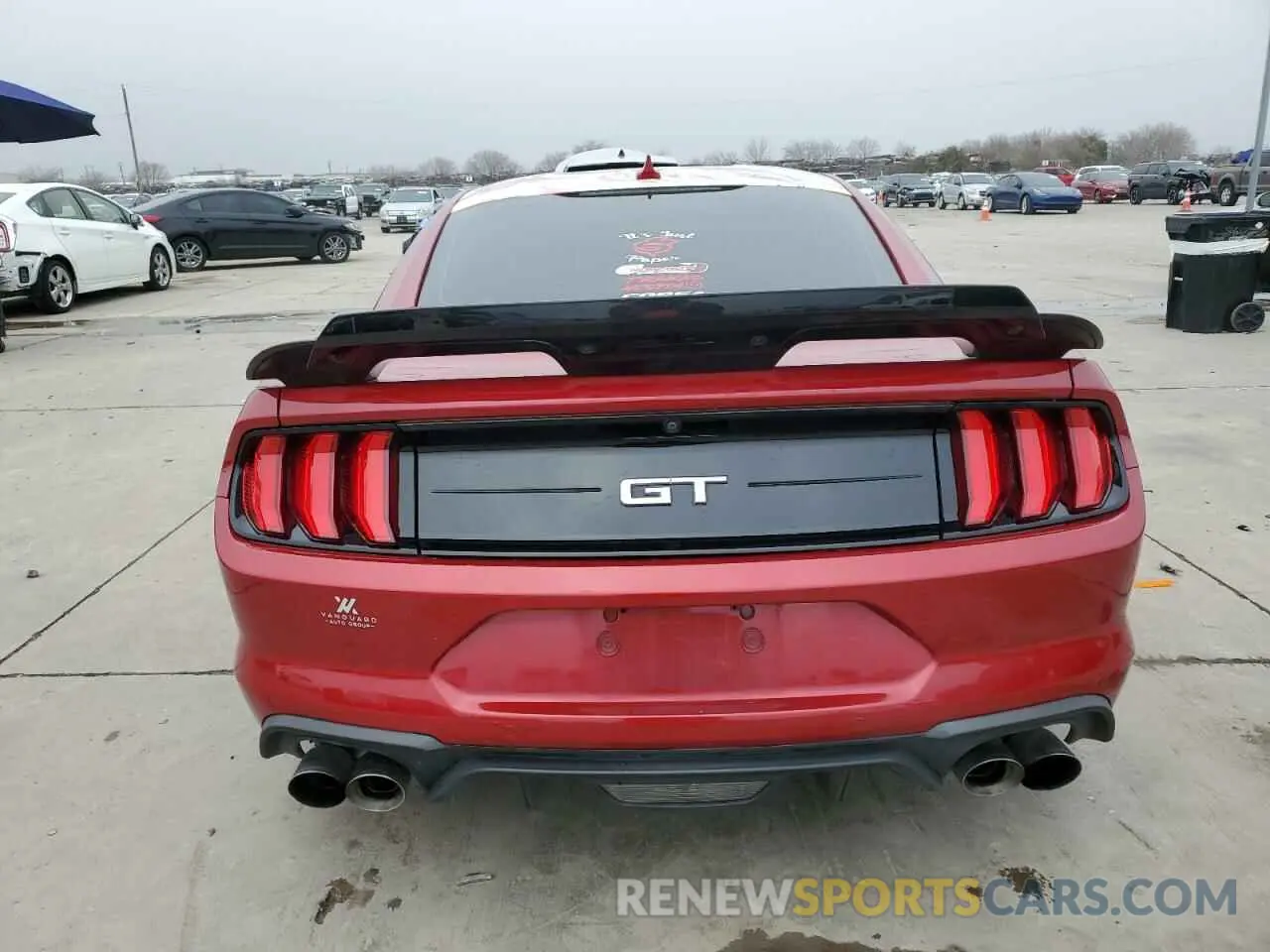 6 Photograph of a damaged car 1FA6P8CFXM5115675 FORD MUSTANG 2021