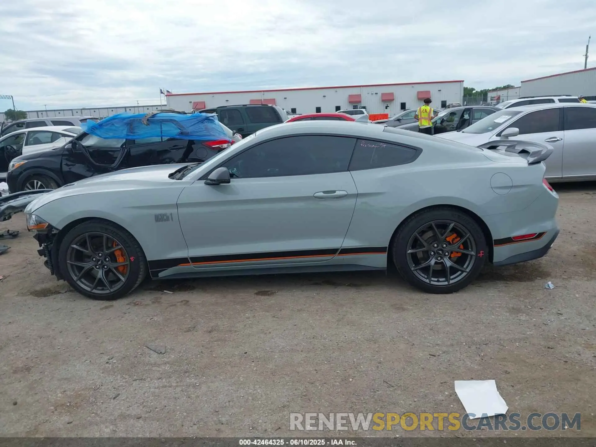15 Photograph of a damaged car 1FA6P8R08M5551363 FORD MUSTANG 2021