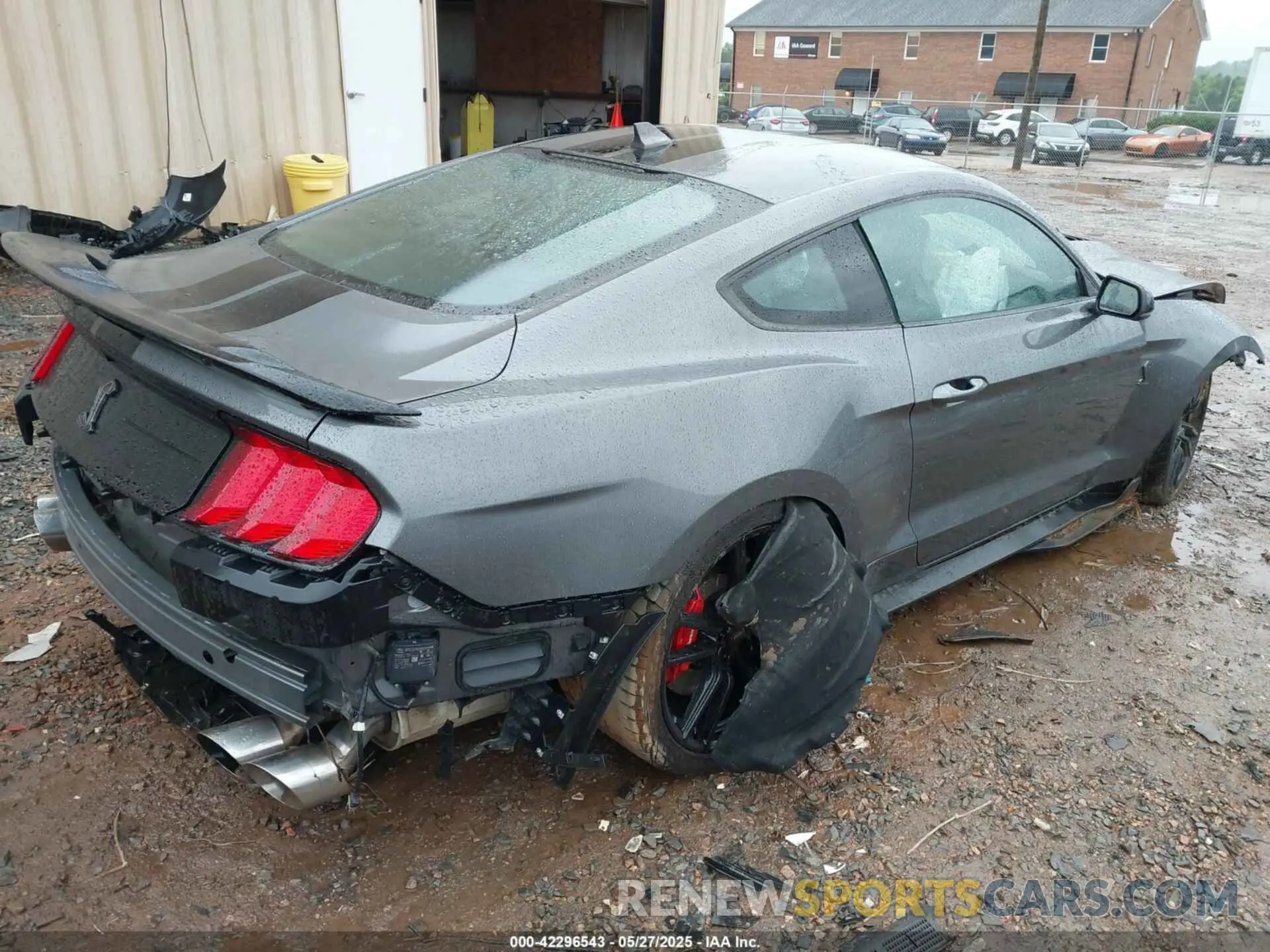 4 Photograph of a damaged car 1FA6P8SJ0M5504136 FORD MUSTANG 2021
