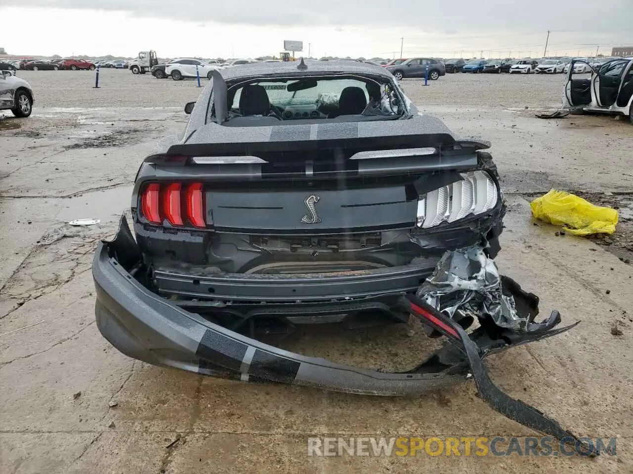 6 Photograph of a damaged car 1FA6P8SJ5M5503662 FORD MUSTANG 2021