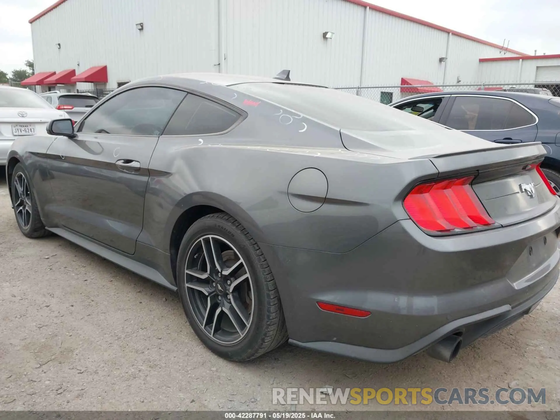 3 Photograph of a damaged car 1FA6P8TH0M5115864 FORD MUSTANG 2021