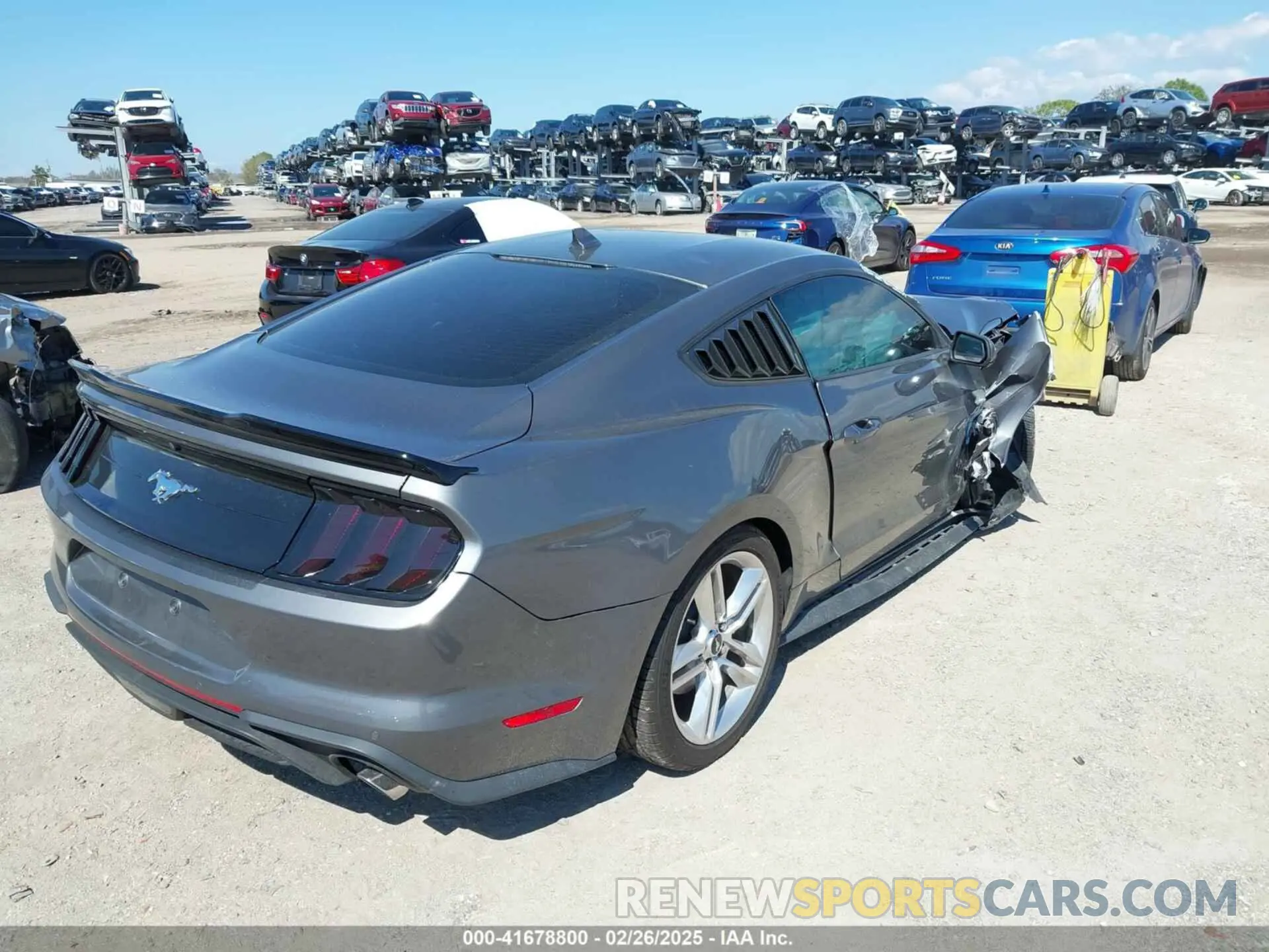 4 Photograph of a damaged car 1FA6P8TH5M5108957 FORD MUSTANG 2021