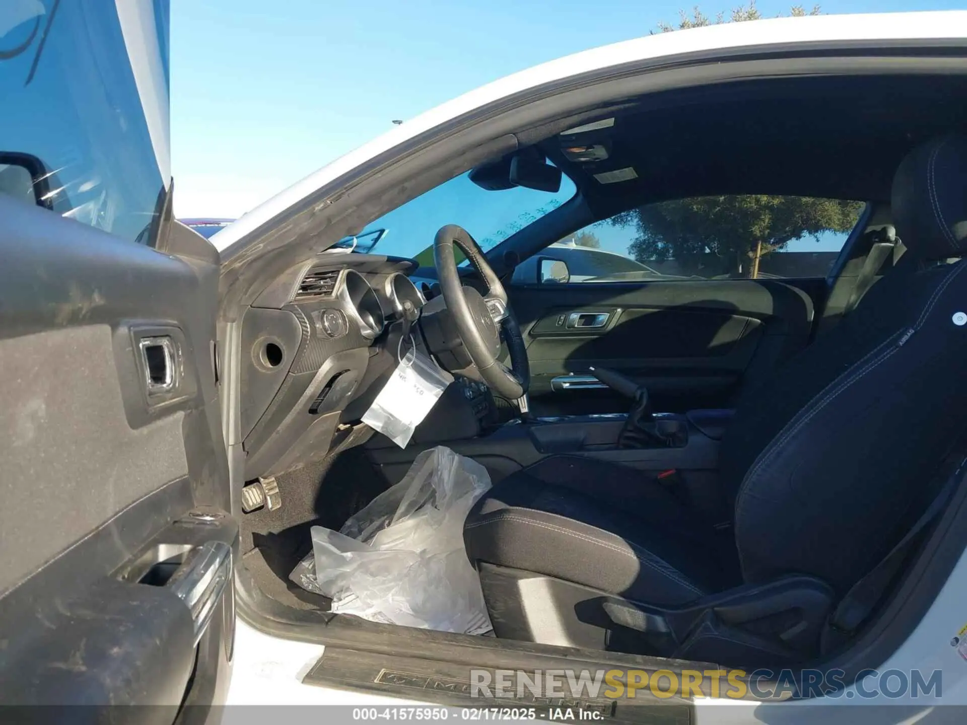 5 Photograph of a damaged car 1FA6P8TH5M5146799 FORD MUSTANG 2021