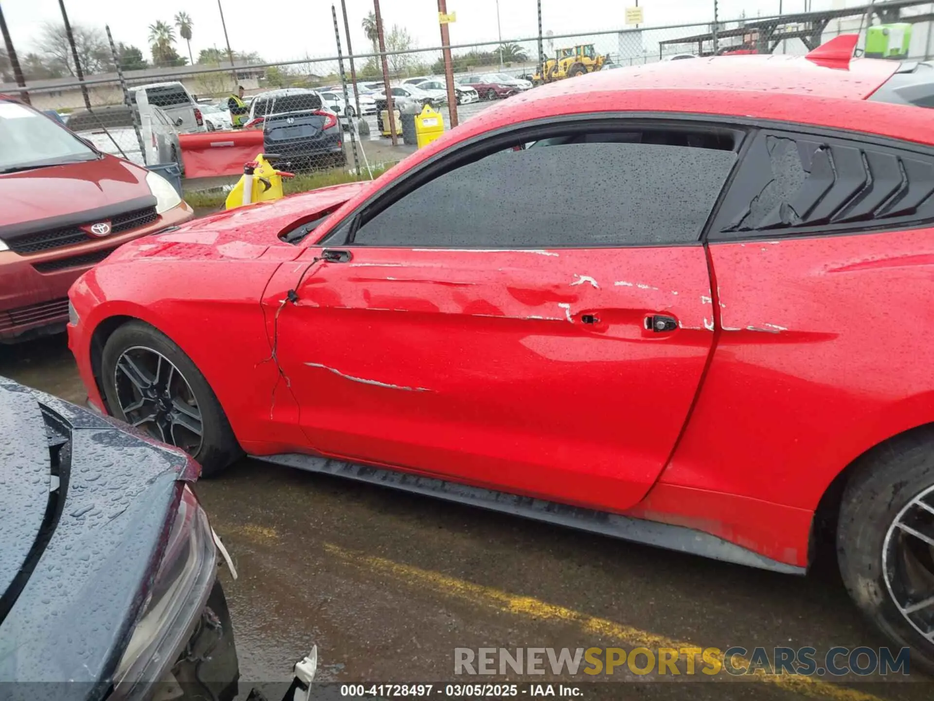 6 Photograph of a damaged car 1FA6P8TH6M5105761 FORD MUSTANG 2021
