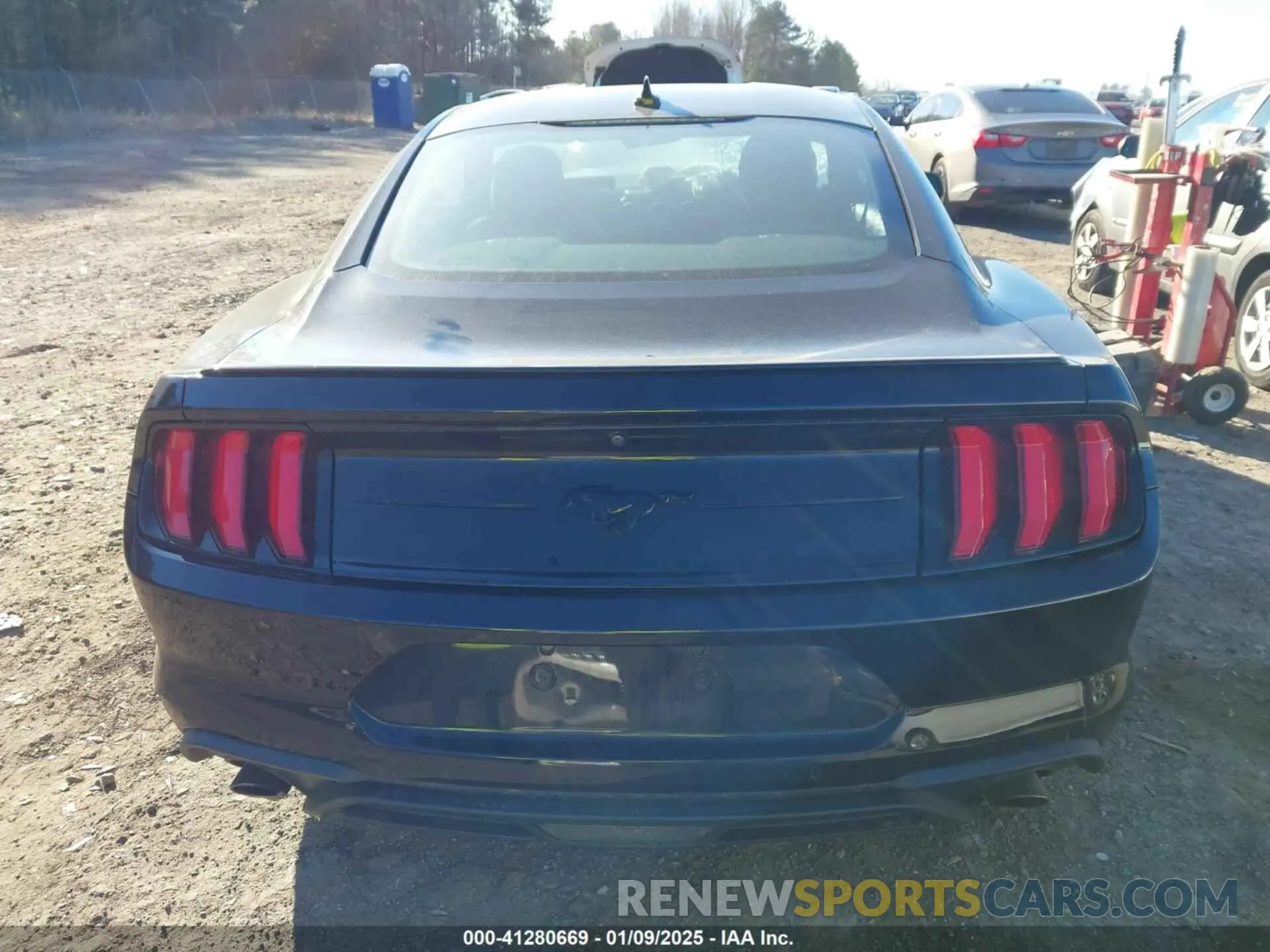 17 Photograph of a damaged car 1FA6P8TH7M5120138 FORD MUSTANG 2021