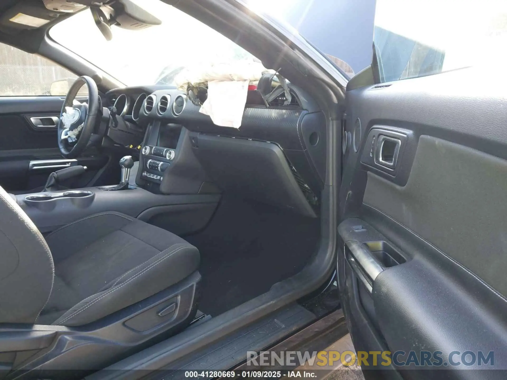 5 Photograph of a damaged car 1FA6P8TH7M5120138 FORD MUSTANG 2021