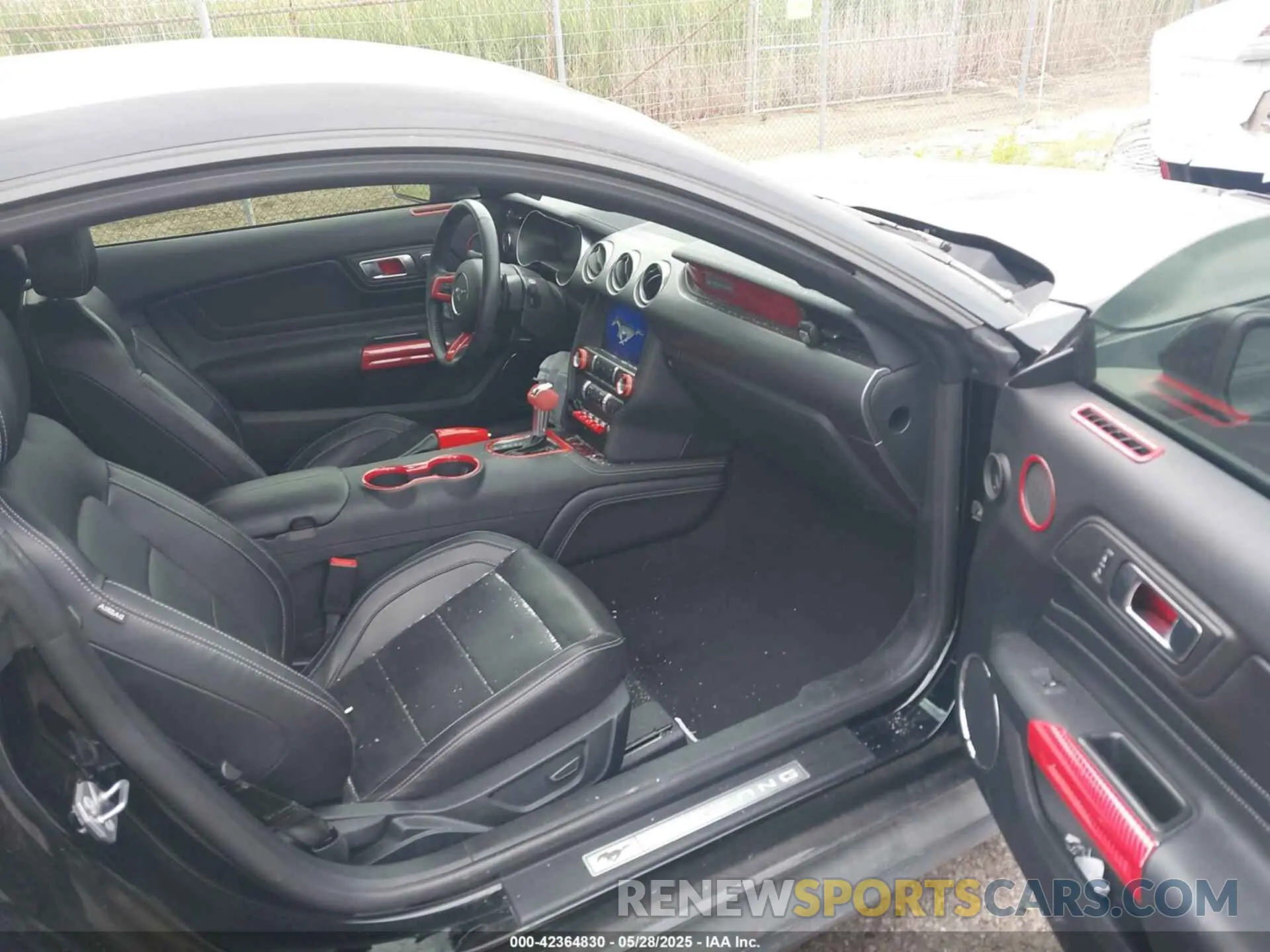 5 Photograph of a damaged car 1FA6P8TH7M5132841 FORD MUSTANG 2021