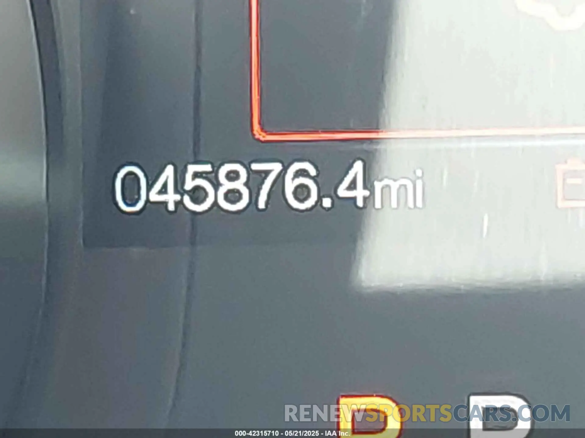 16 Photograph of a damaged car 1FA6P8TH8M5157702 FORD MUSTANG 2021
