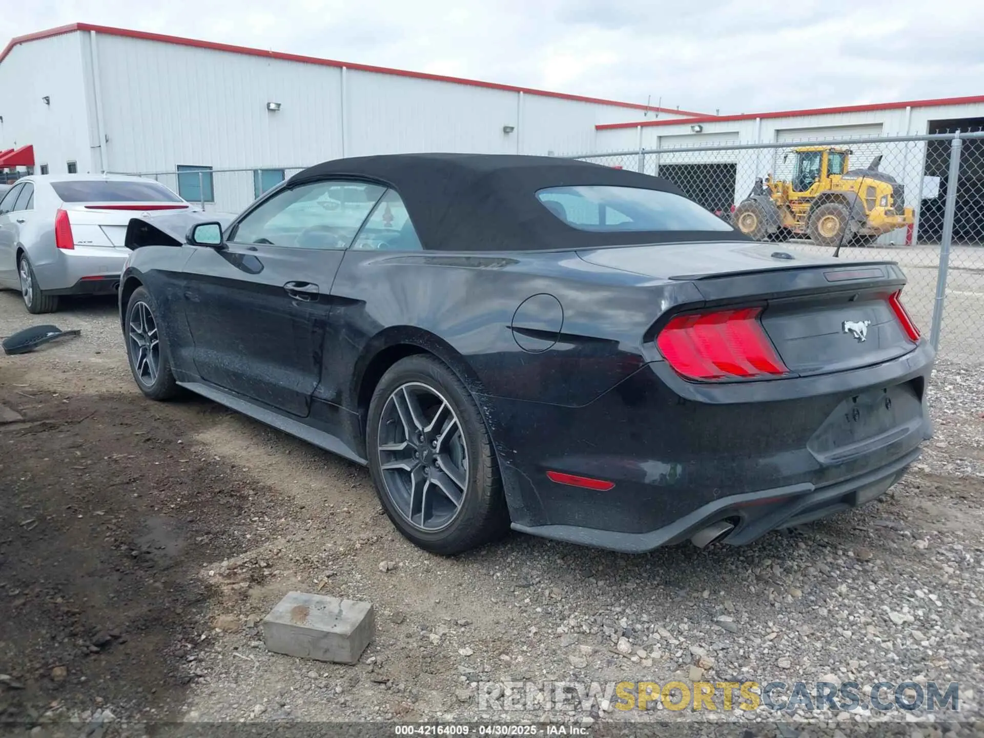 3 Photograph of a damaged car 1FATP8UH2M5120226 FORD MUSTANG 2021