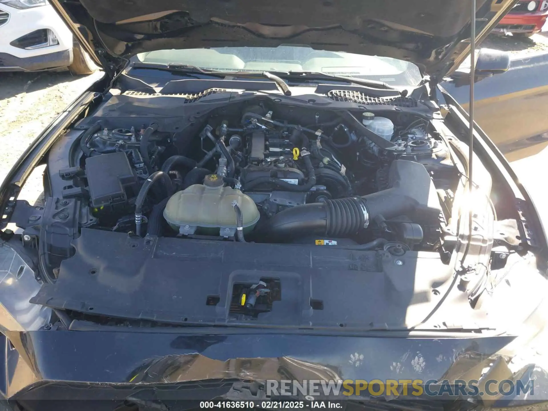 10 Photograph of a damaged car 1FATP8UH4M5109003 FORD MUSTANG 2021