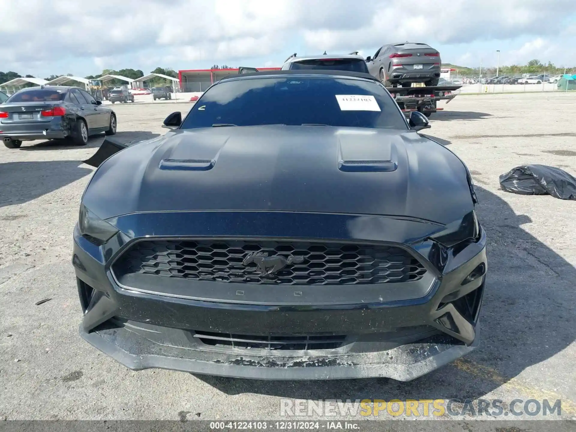 12 Photograph of a damaged car 1FATP8UH4M5116114 FORD MUSTANG 2021